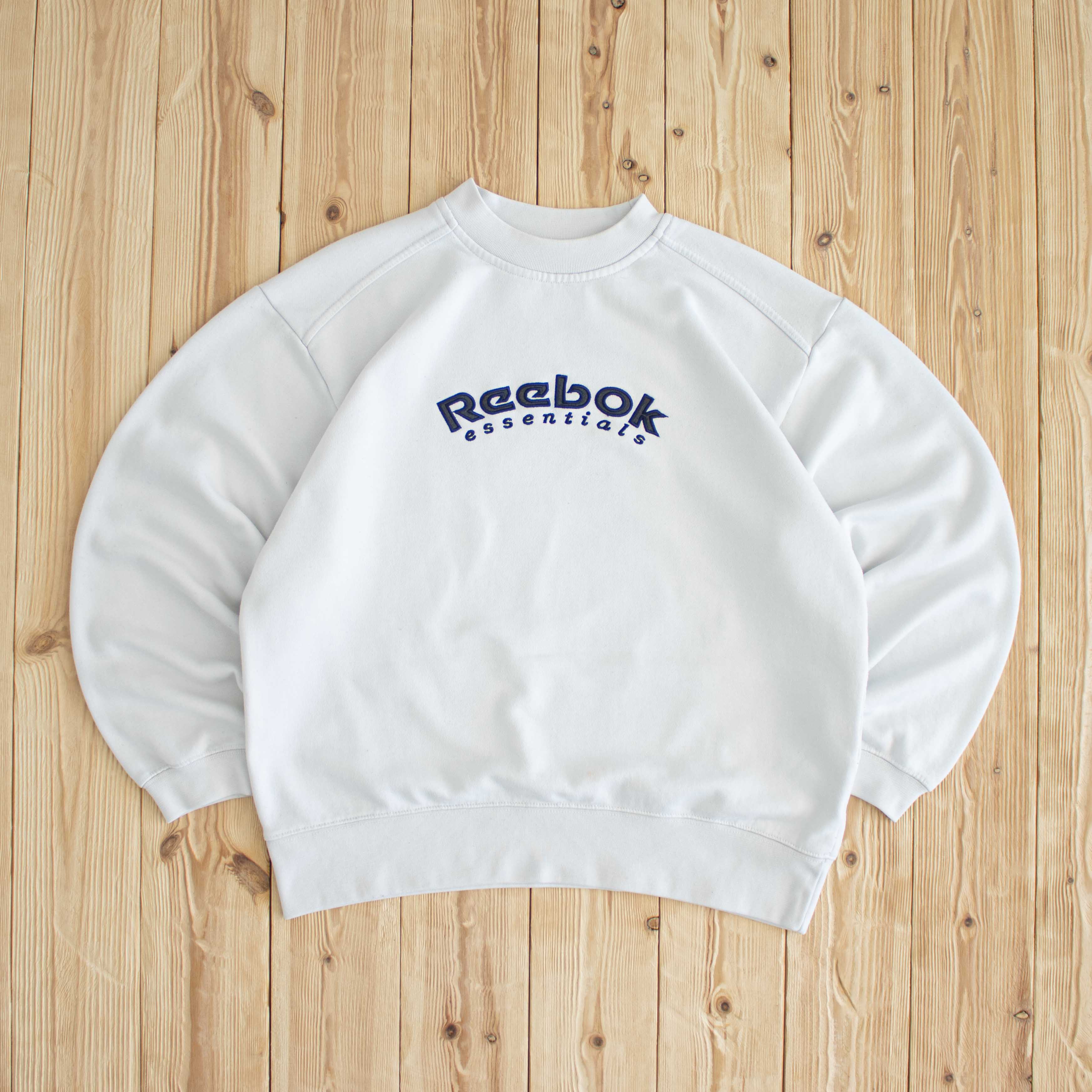 (S) Reebok Essentials Vintage Embroidered Sweatshirt White