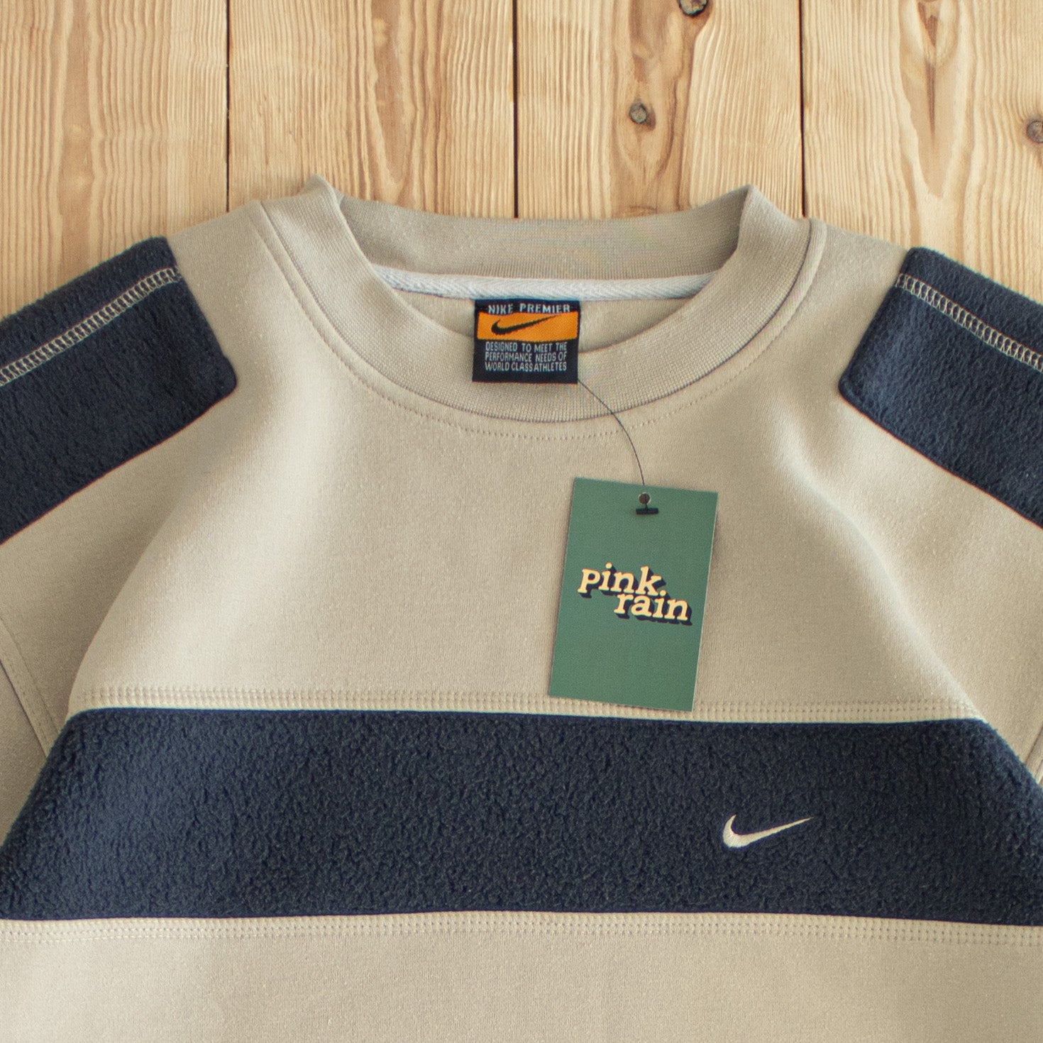 (M/L) Nike Premier Vintage Embroidered Sweatshirt Beige