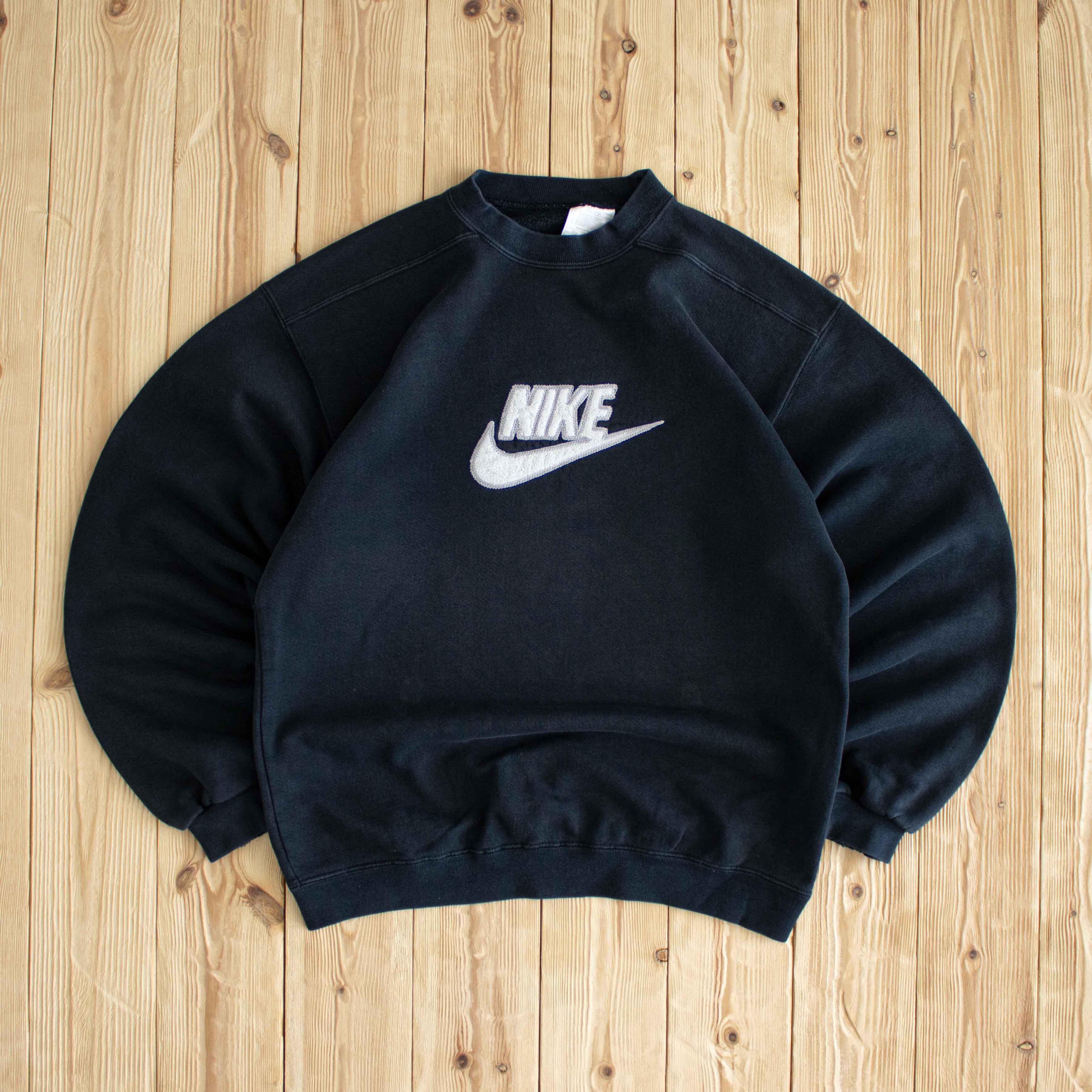 (M) Nike Spell Out Vintage Fluffy Embroidered Sweatshirt Black