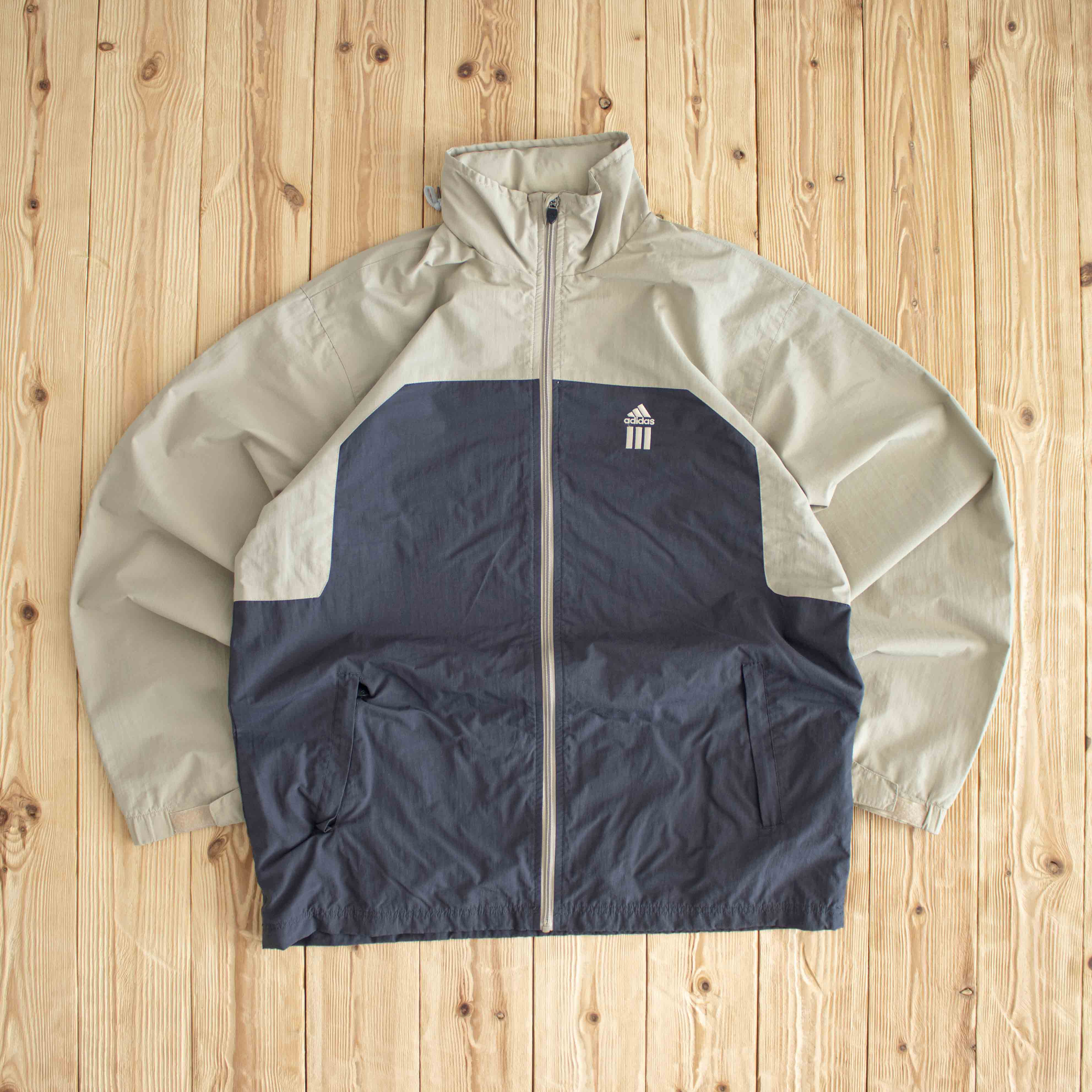 (XL) Adidas Vintage Embroidered Jacket Beige
