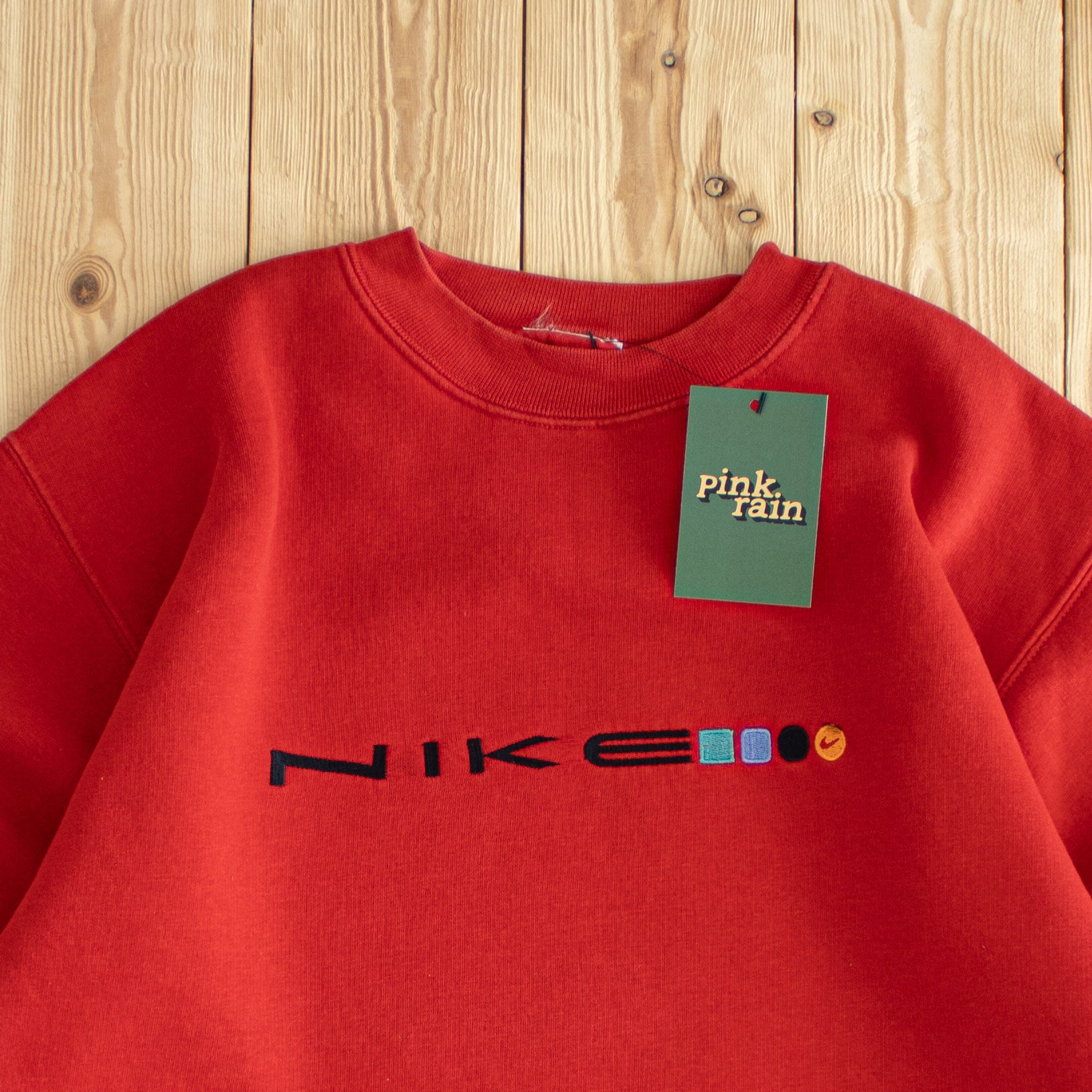 (S) Nike Spell Out Vintage Embroidered Sweatshirt Red