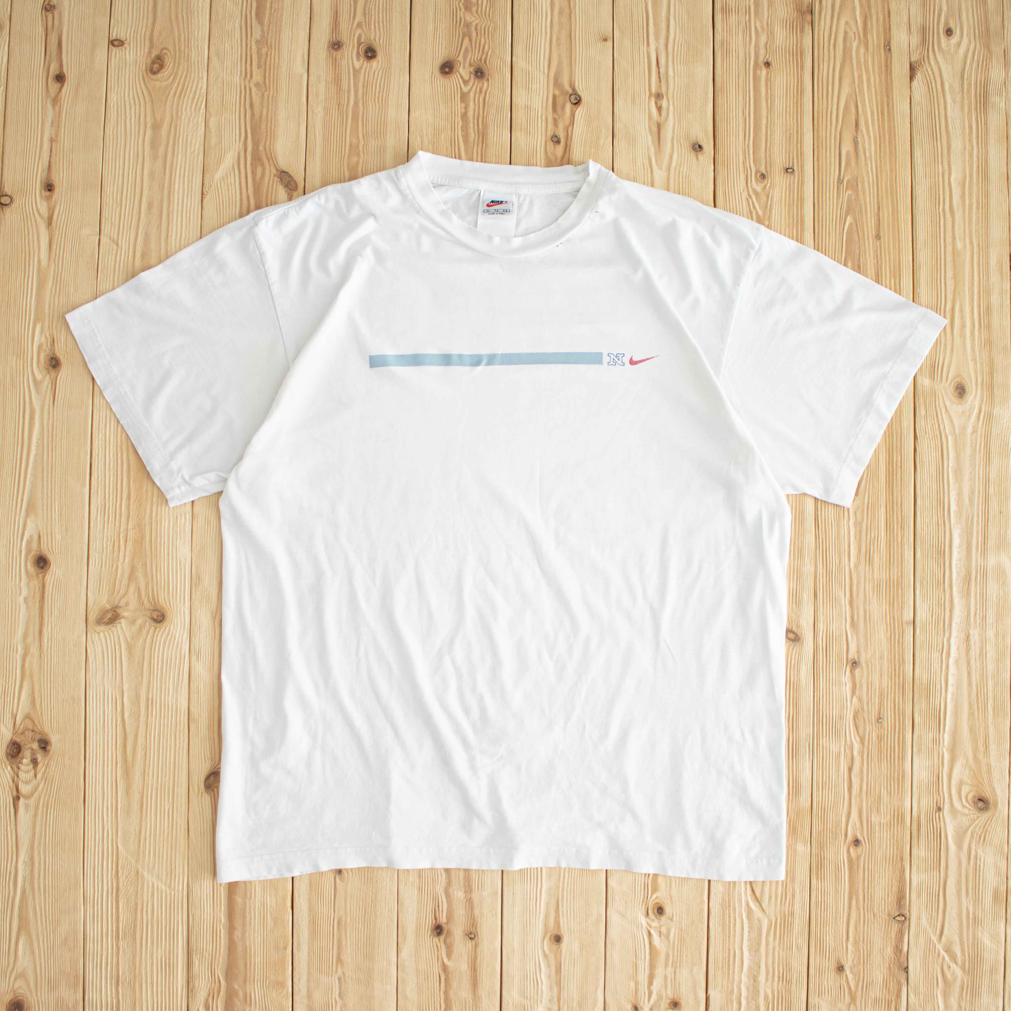 (XL) 90s Nike Vintage Printed T-Shirt White
