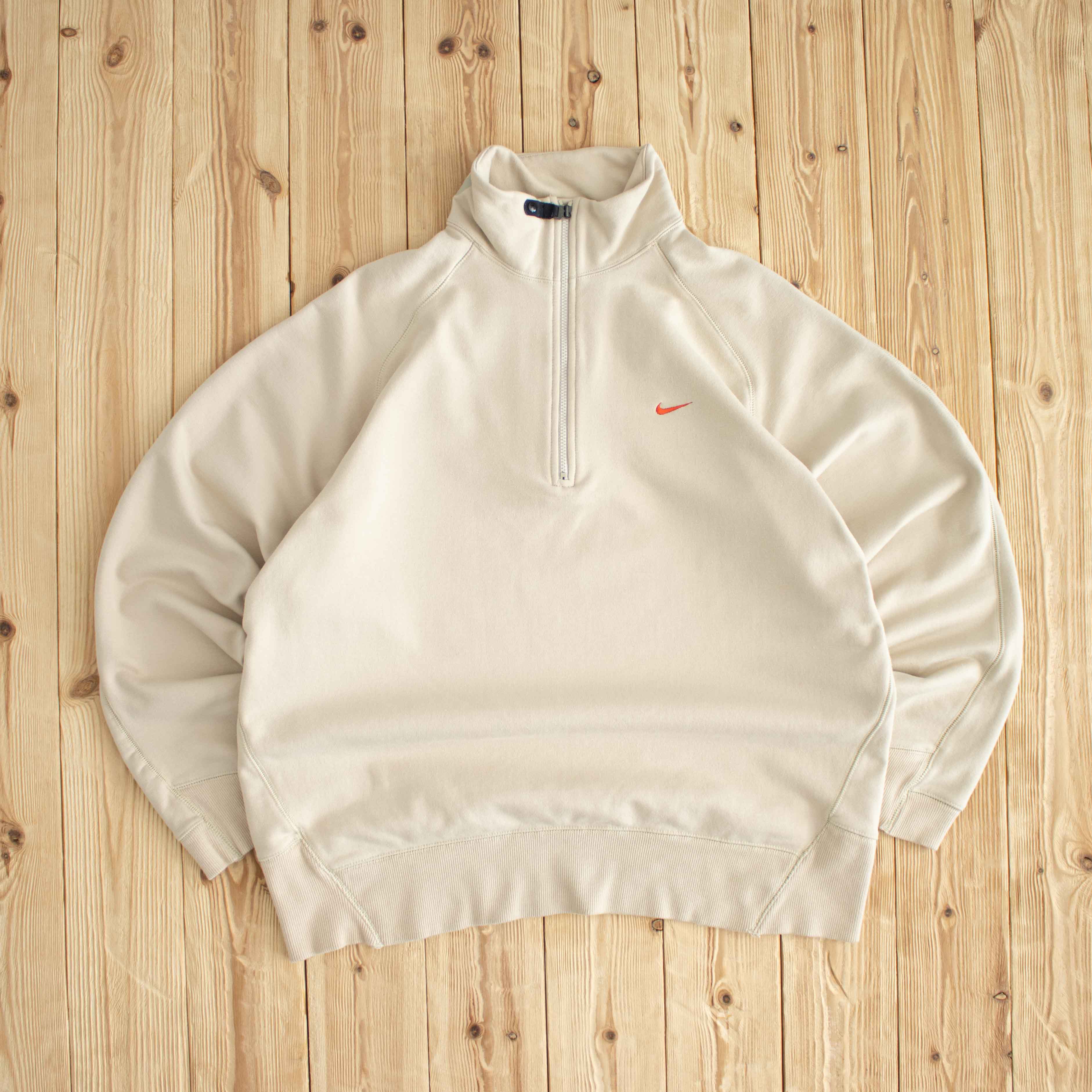 (L) Nike Vintage Essential Embroidered Quarter-Zip Beige