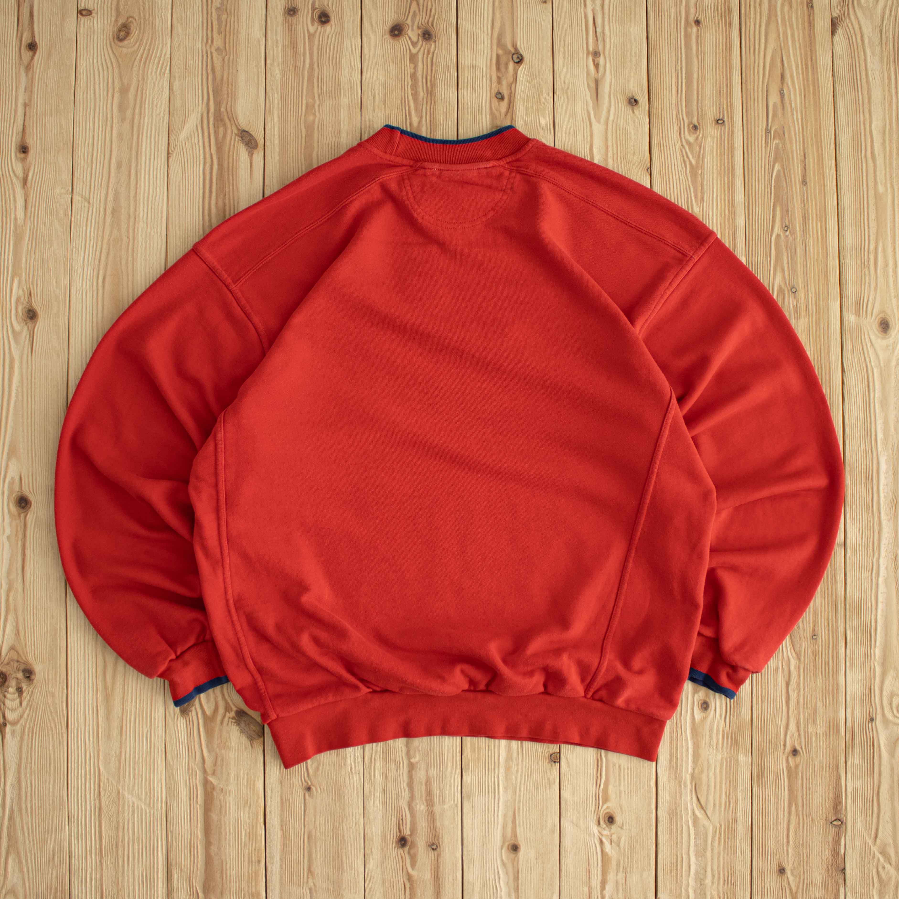 (L/XL) Nike Swoosh Vintage Embroidered Sweatshirt Red
