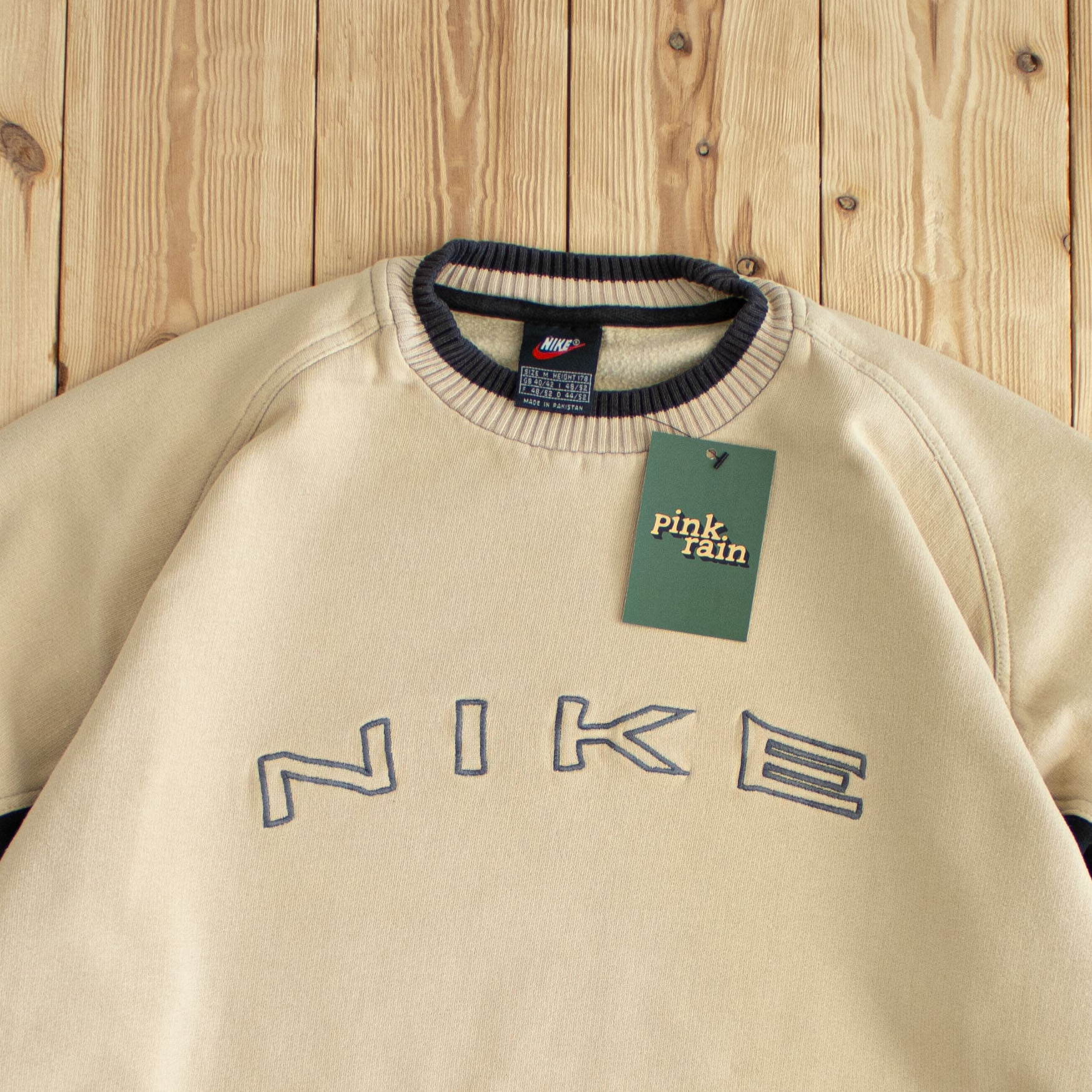 (S/M) Nike Spell Out Vintage Embroidered Sweatshirt Beige