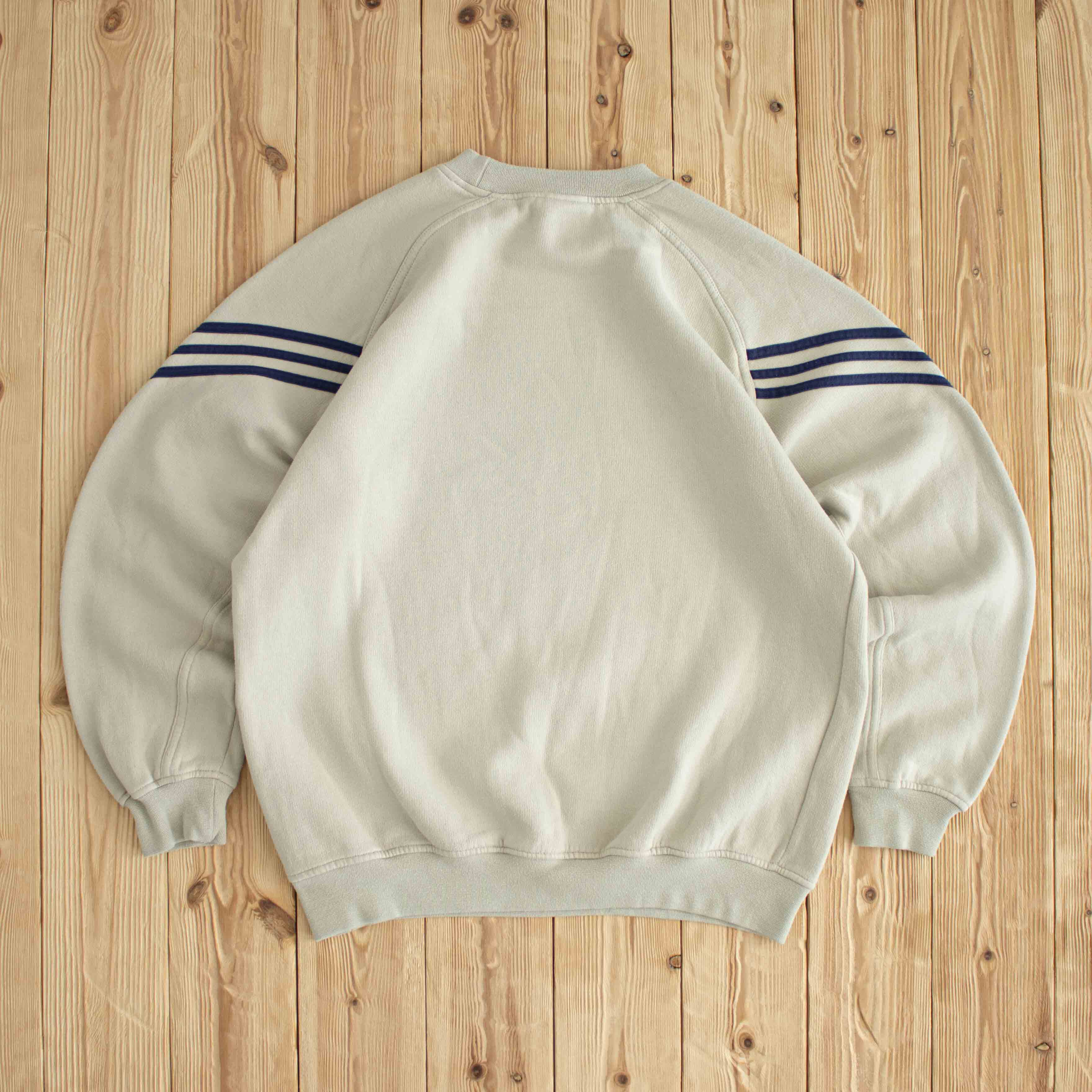 (M) Adidas Vintage Embroidered Sweatshirt Beige