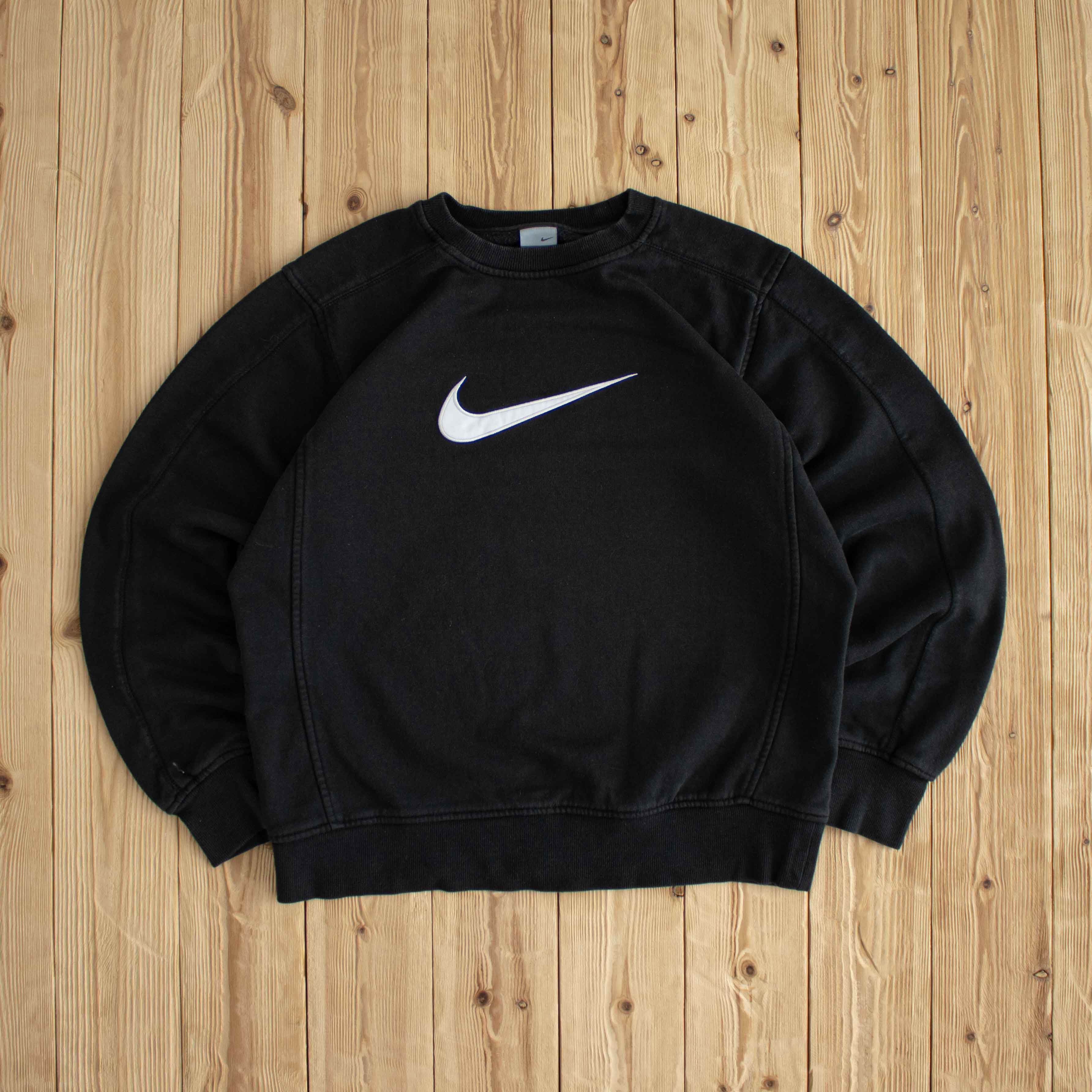(S) Nike Swoosh Vintage Embroidered Sweatshirt Black
