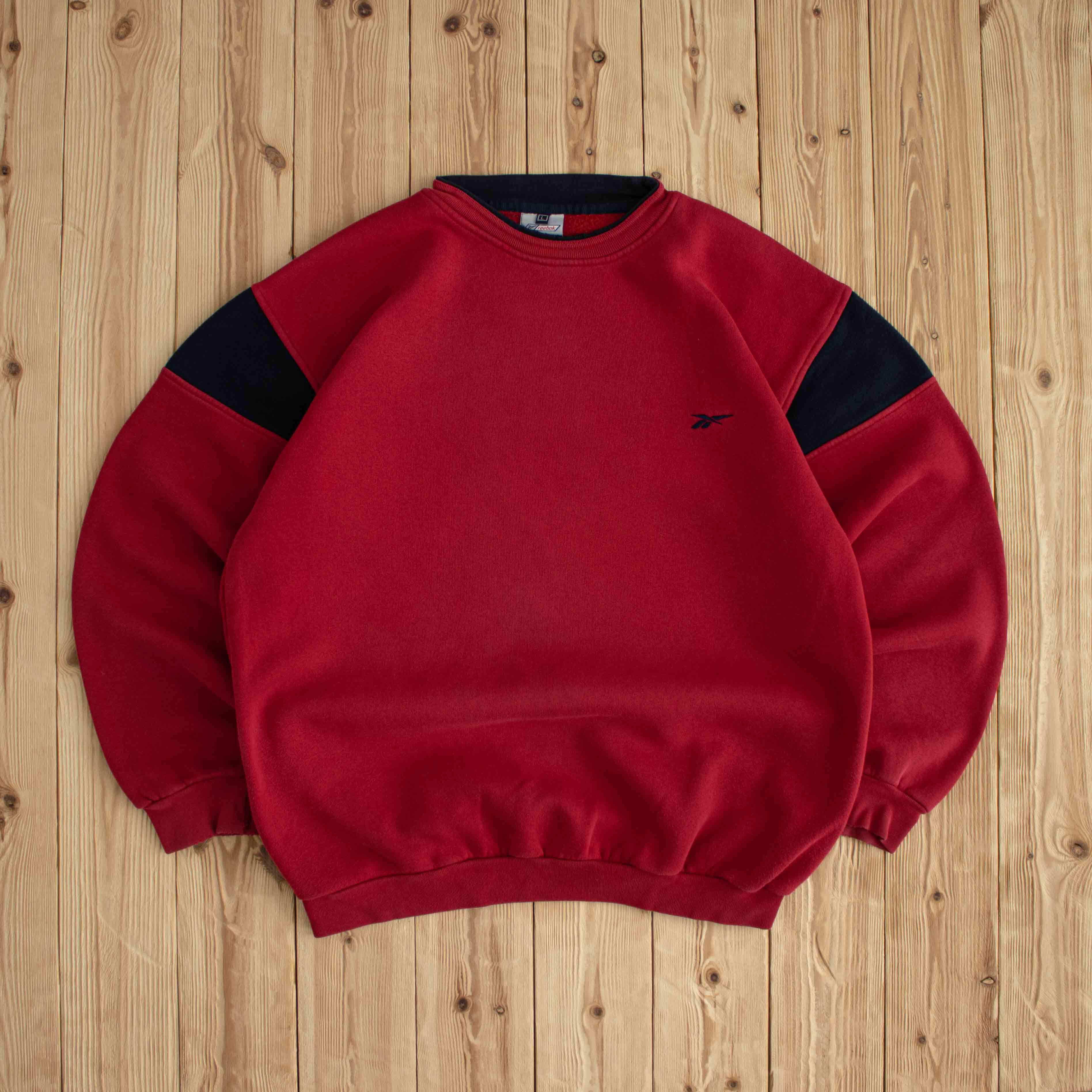 (L) Reebok Vintage Embroidered Sweatshirt Red