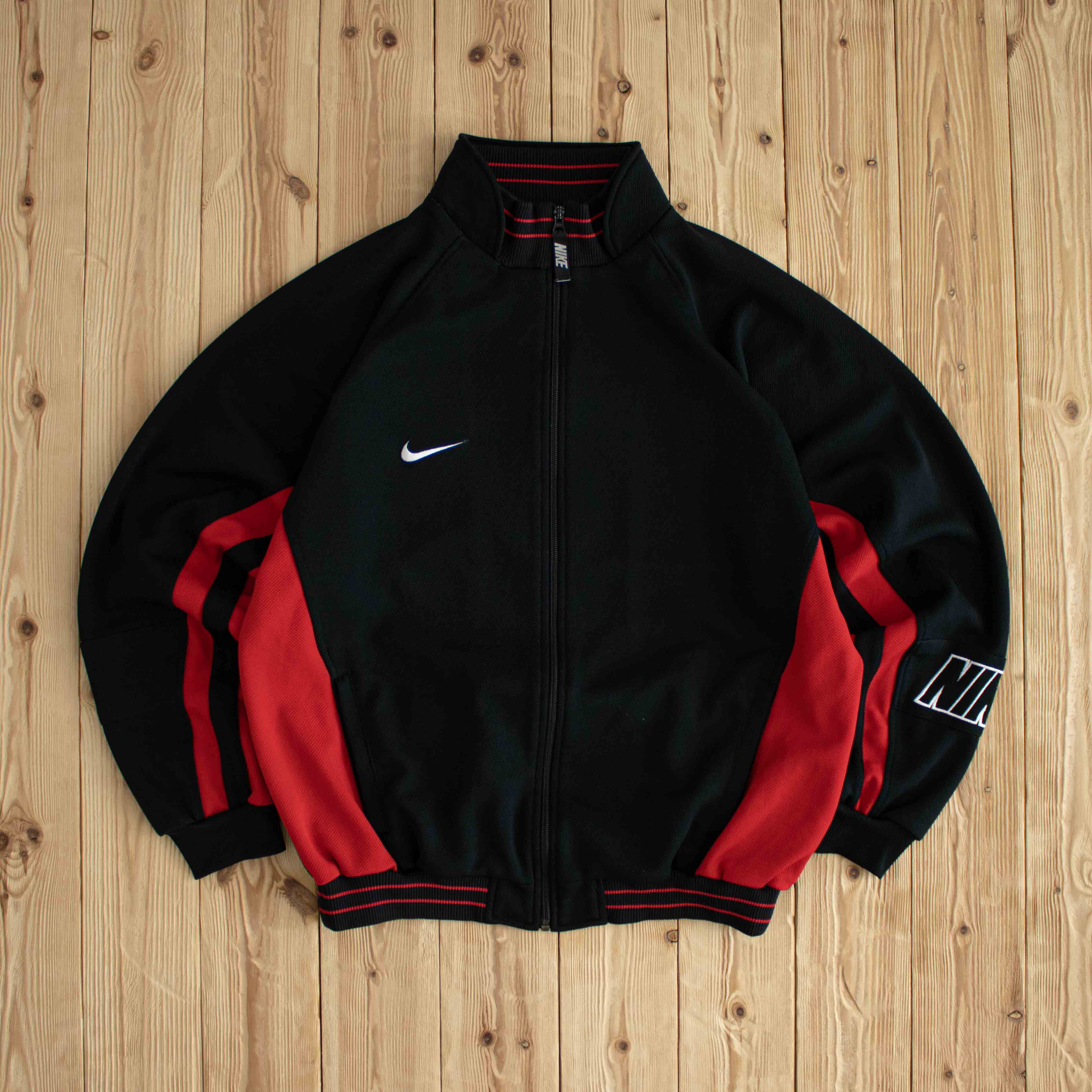 (L) Nike Swoosh Vintage Embroidered Full-Zip Sweatshirt Black