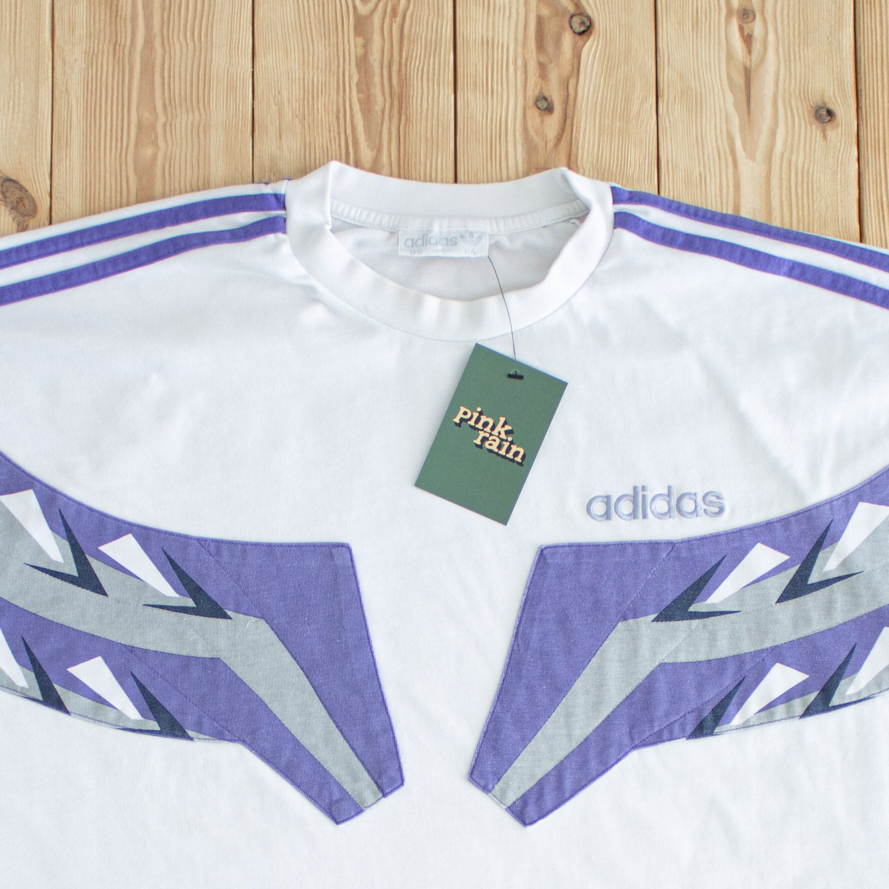 (L) Adidas Vintage Embroidered T-Shirt White