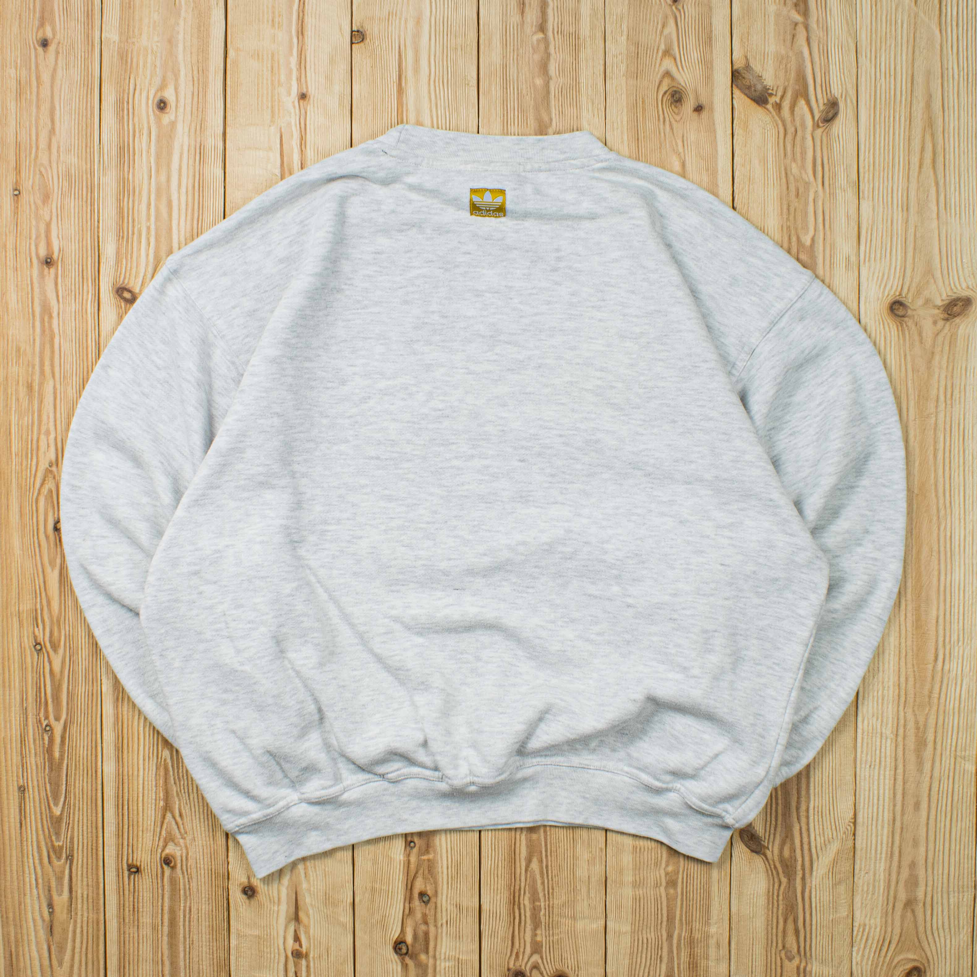 (L) Vintage Adidas Spell Out Embroidered Sweatshirt