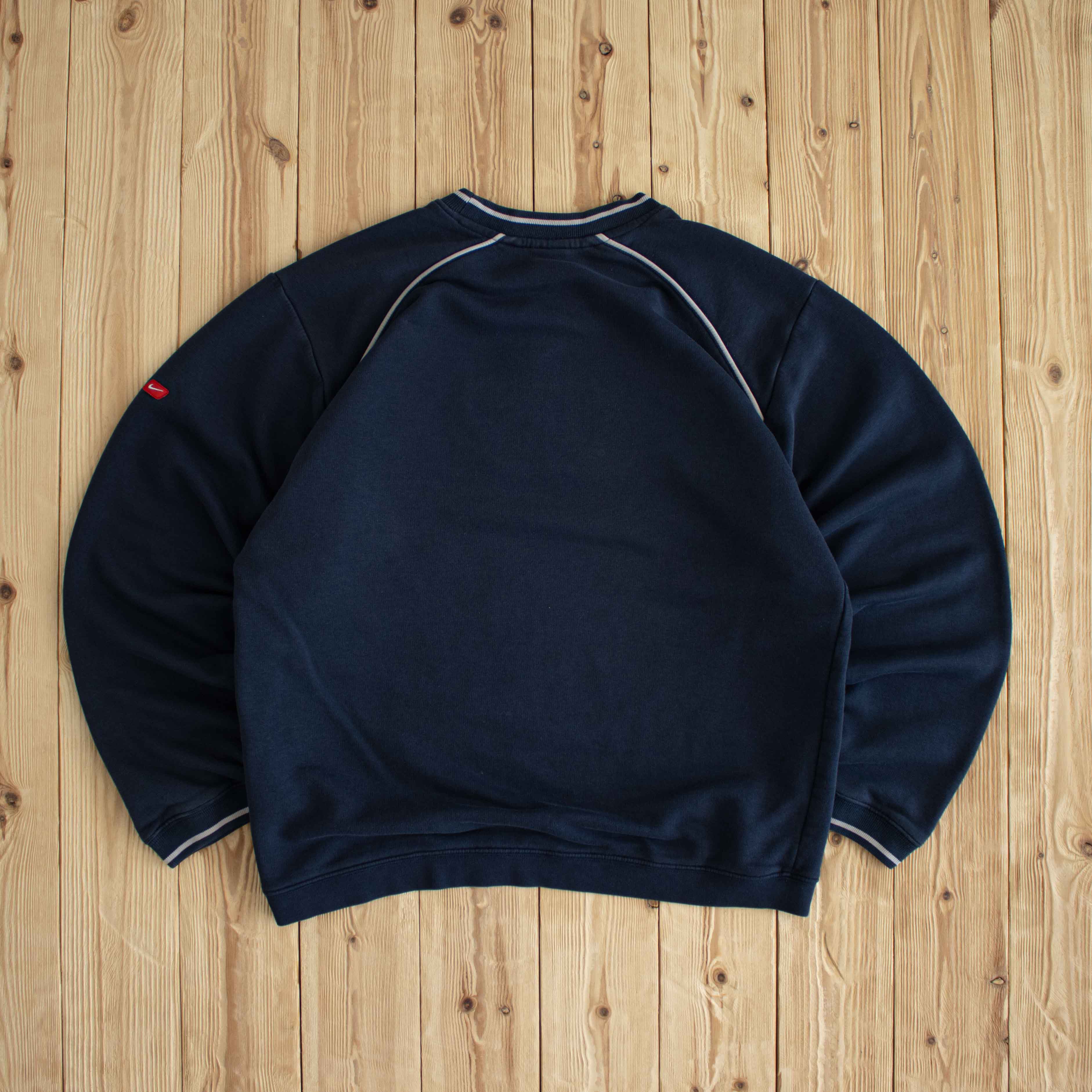 (M/L) Nike Spell Out Vintage Embroidered Sweatshirt Blue