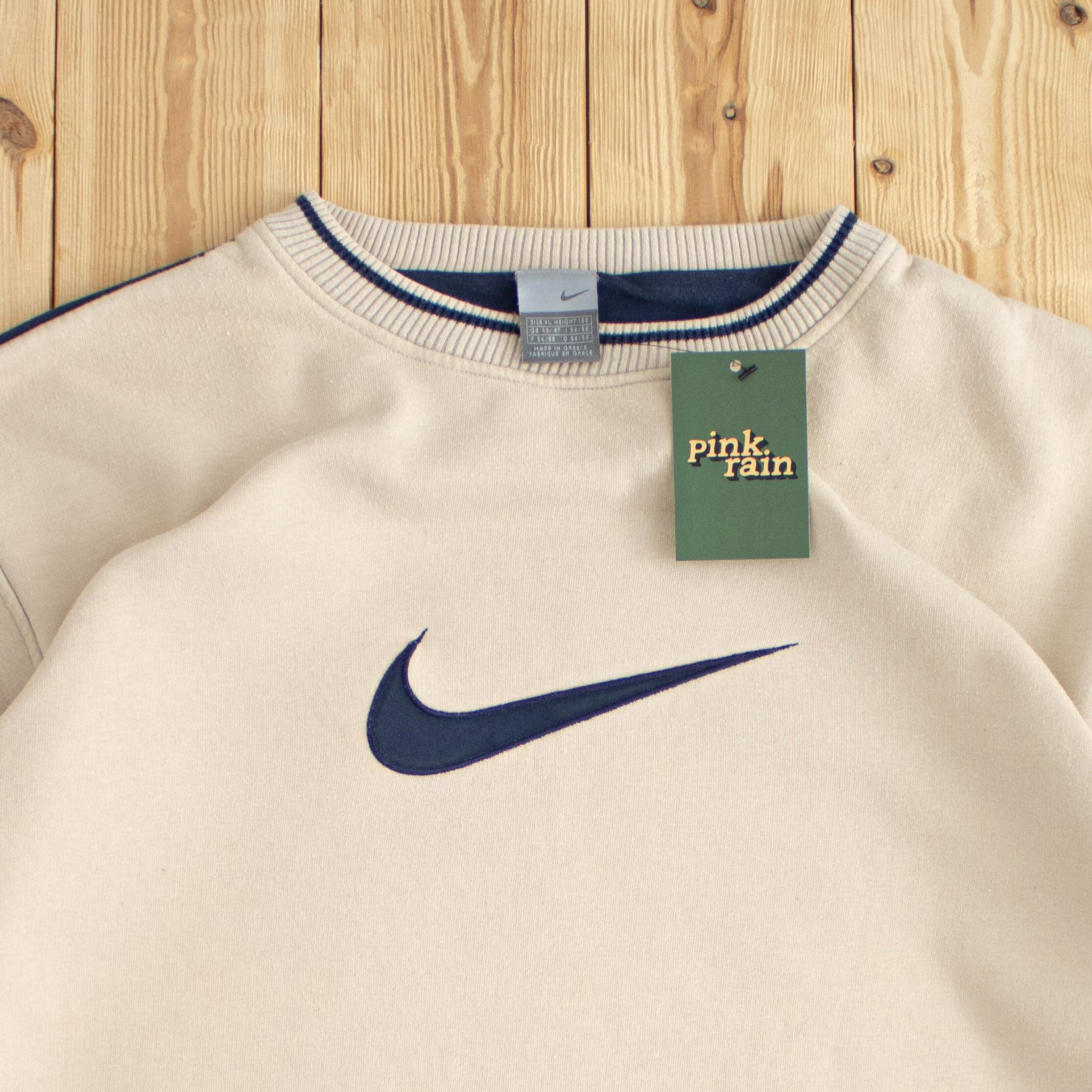 (L/XL) Nike Swoosh Vintage Embroidered Sweatshirt Beige