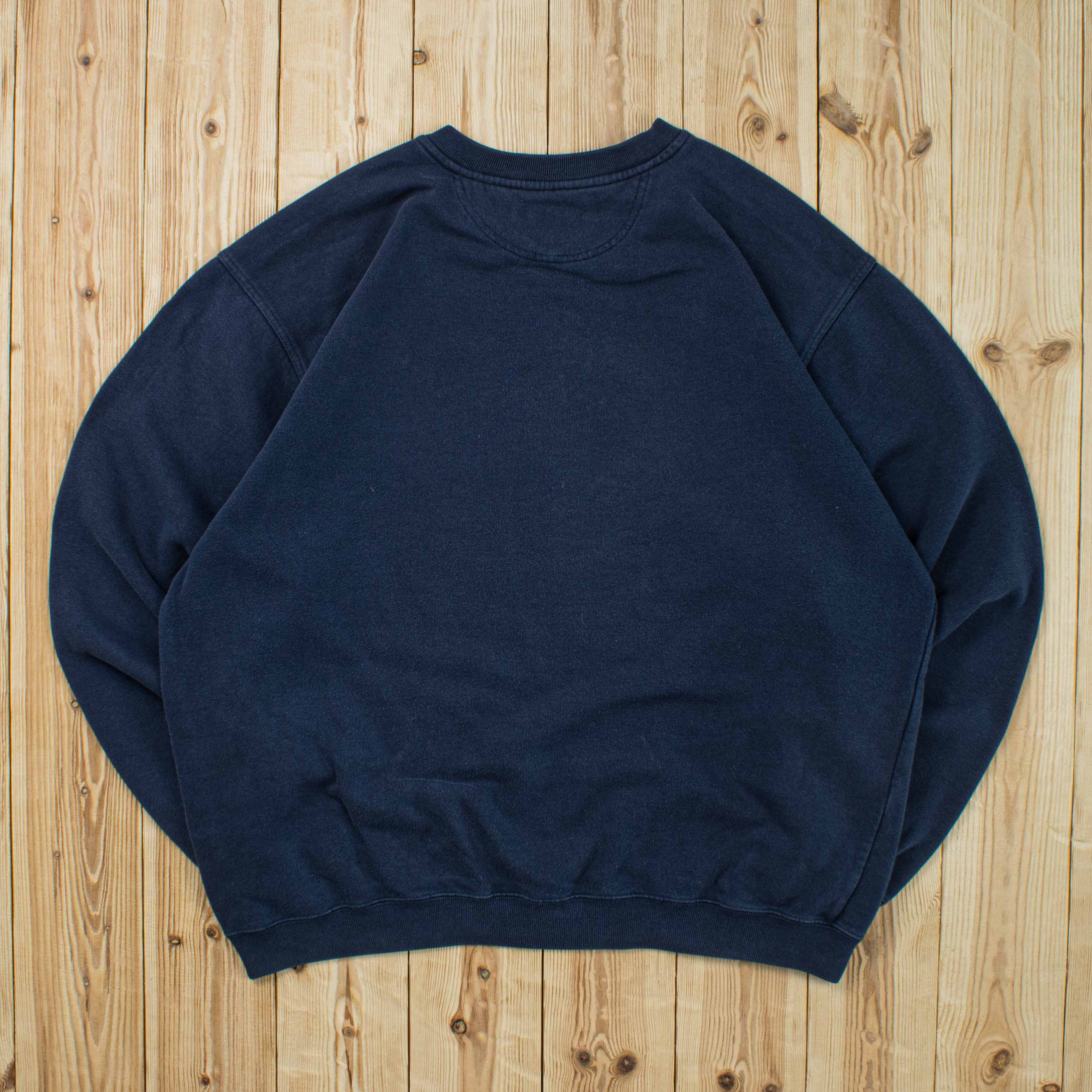 (L) Vintage Nike Essential Embroidered Sweatshirt