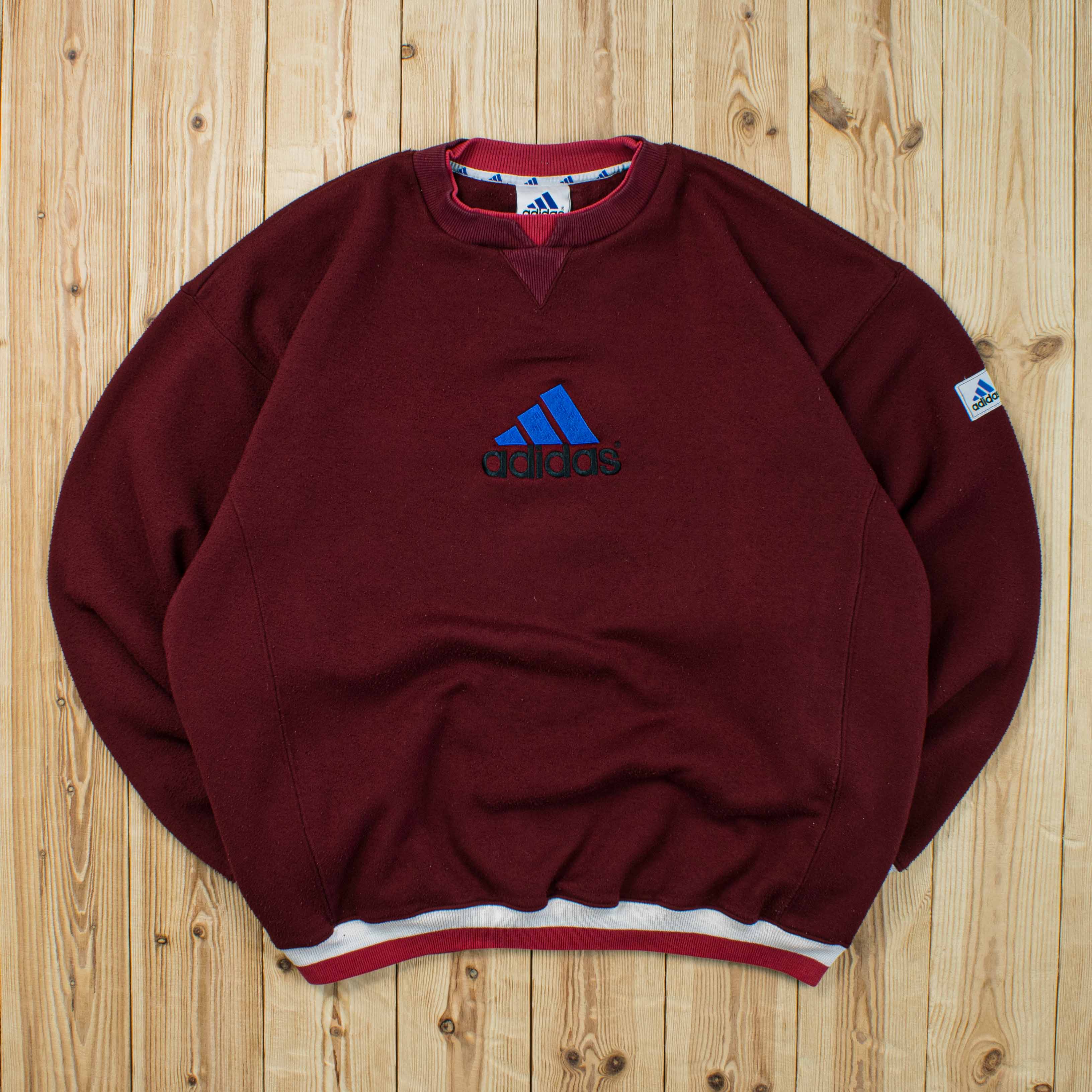 (L) Vintage Adidas Spell Out Embroidered Sweatshirt