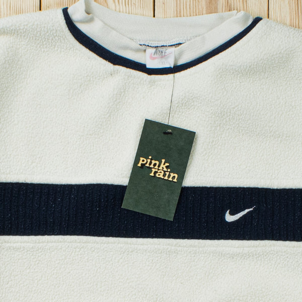 (L) Vintage Nike Essential Embroidered Fleece Sweatshirt