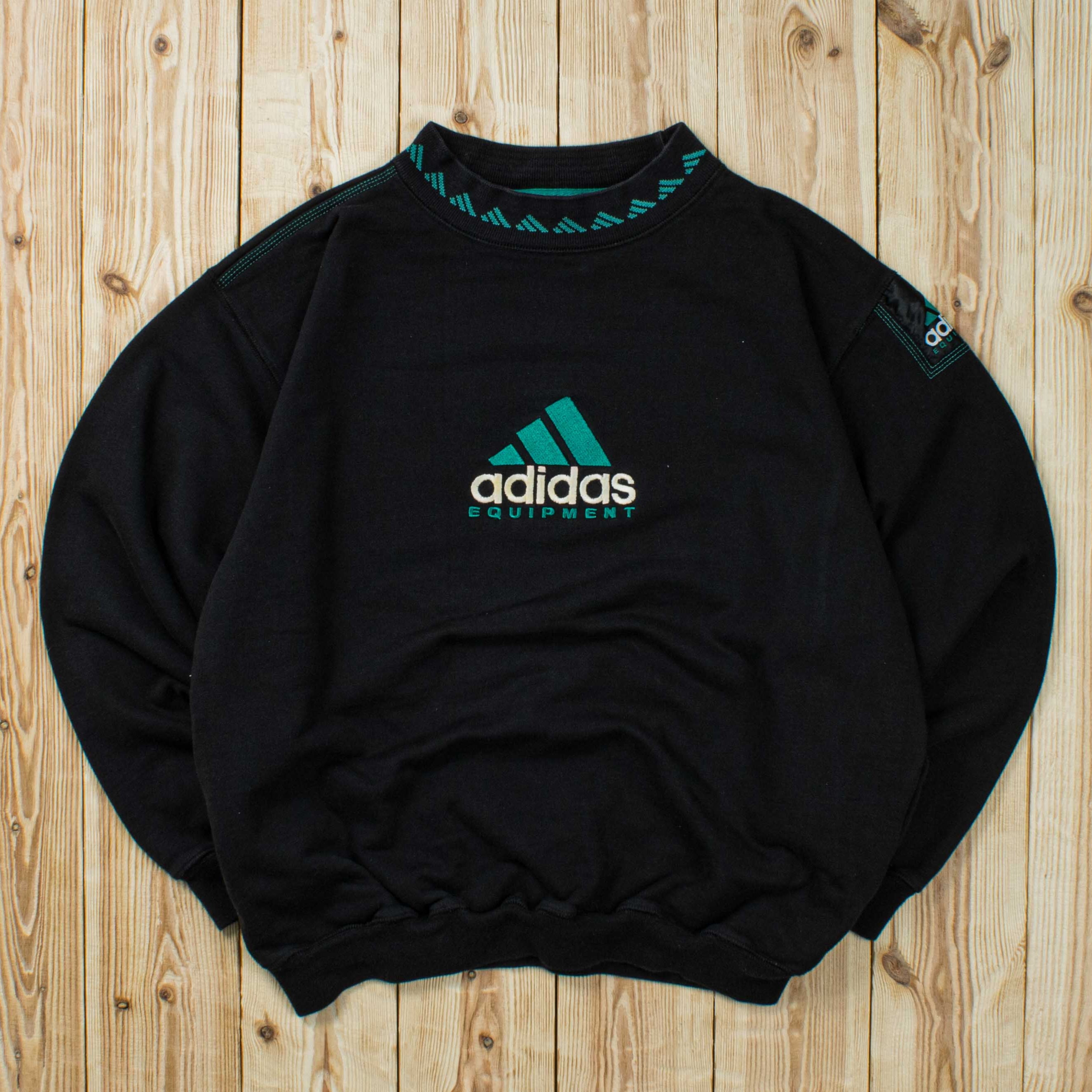 (M) Vintage Adidas Equipment Embroidered Sweatshirt