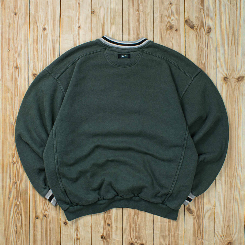 (M) Vintage Nike Center Swoosh Embroidered Sweatshirt