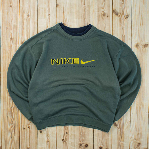 (M) Vintage Nike Athletic Embroidered Sweatshirt