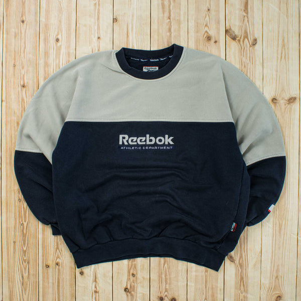 (L) Vintage Reebok Athletic Embroidered Sweatshirt