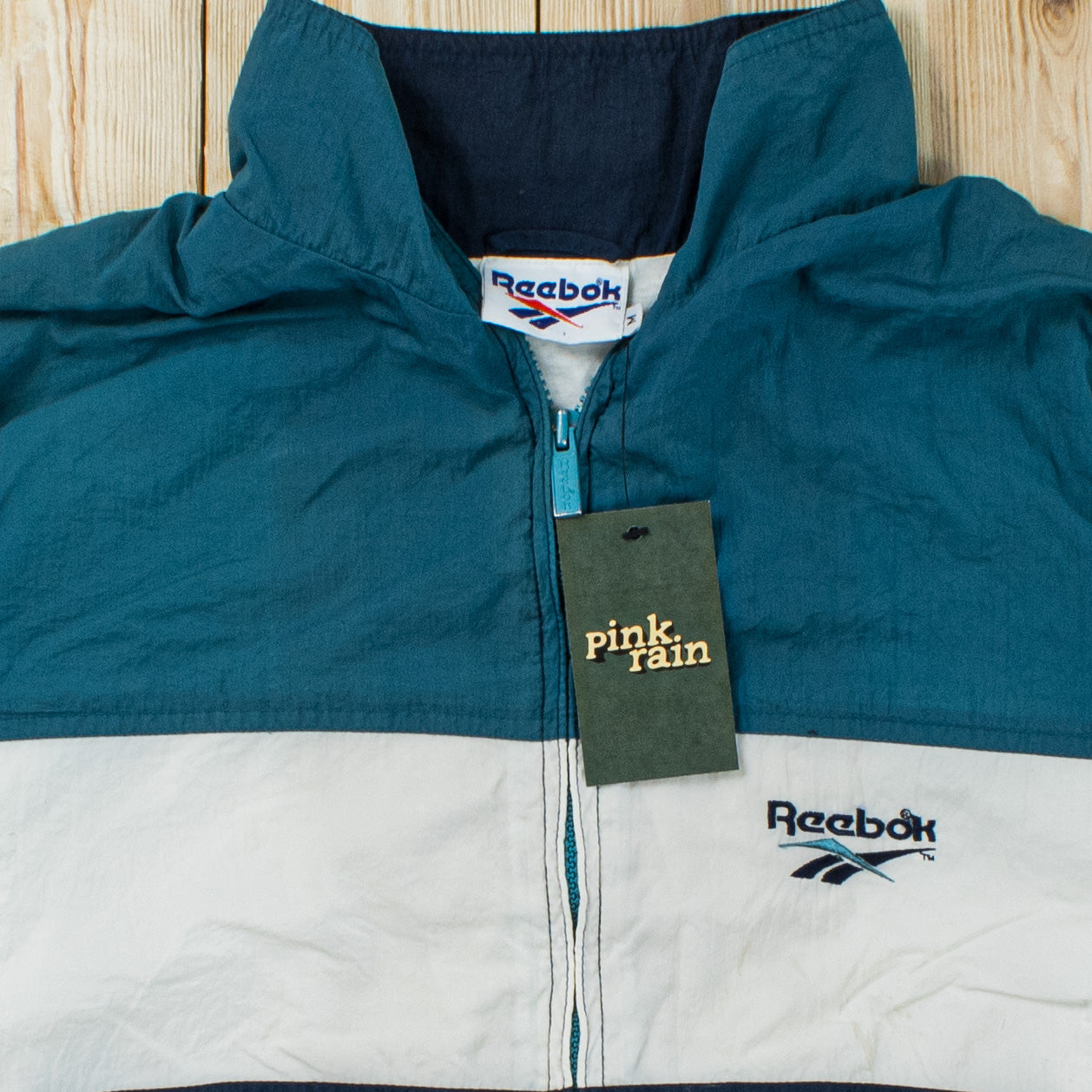 (M) Vintage Reebok Essential Embroidered Jacket