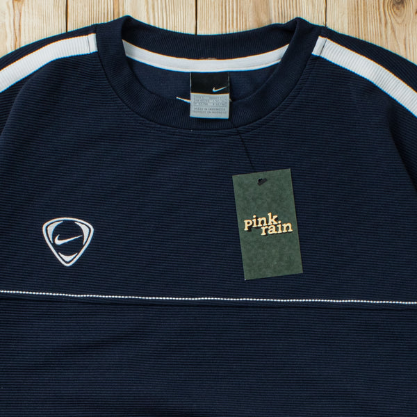 (L) Vintage Nike Essential Embroidered Sweatshirt