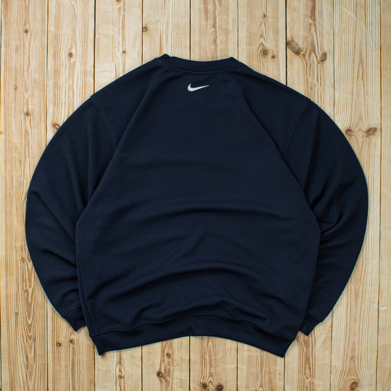(L) Vintage Nike Essential Embroidered Sweatshirt