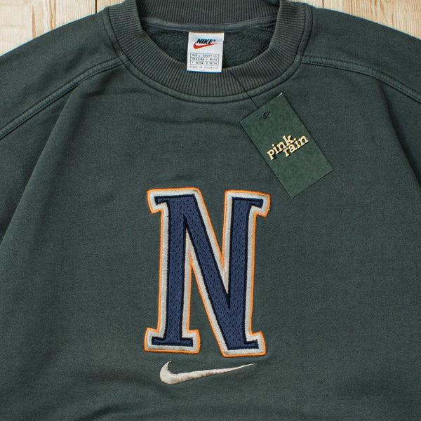 (L) Vintage Nike Swoosh Embroidered Sweatshirt