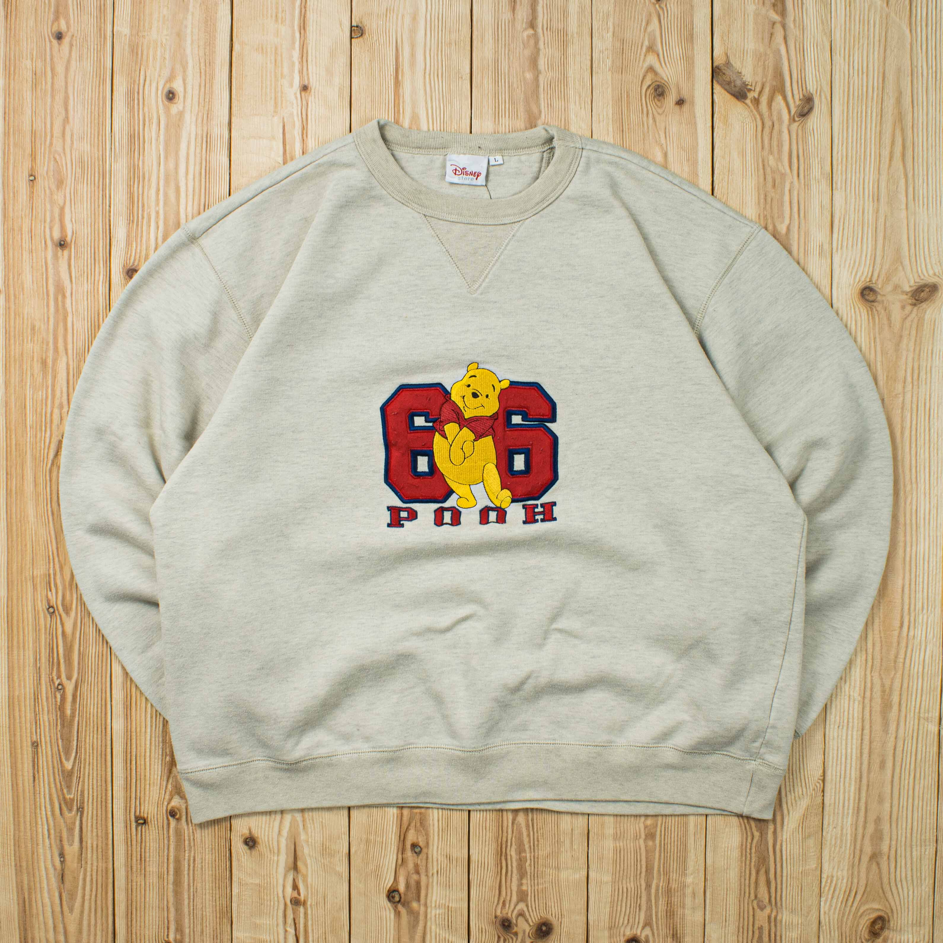 (M) Vintage Disney Pooh Embroidered Sweatshirt