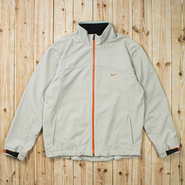 (L) Vintage Nike Essential Embroidered Jacket