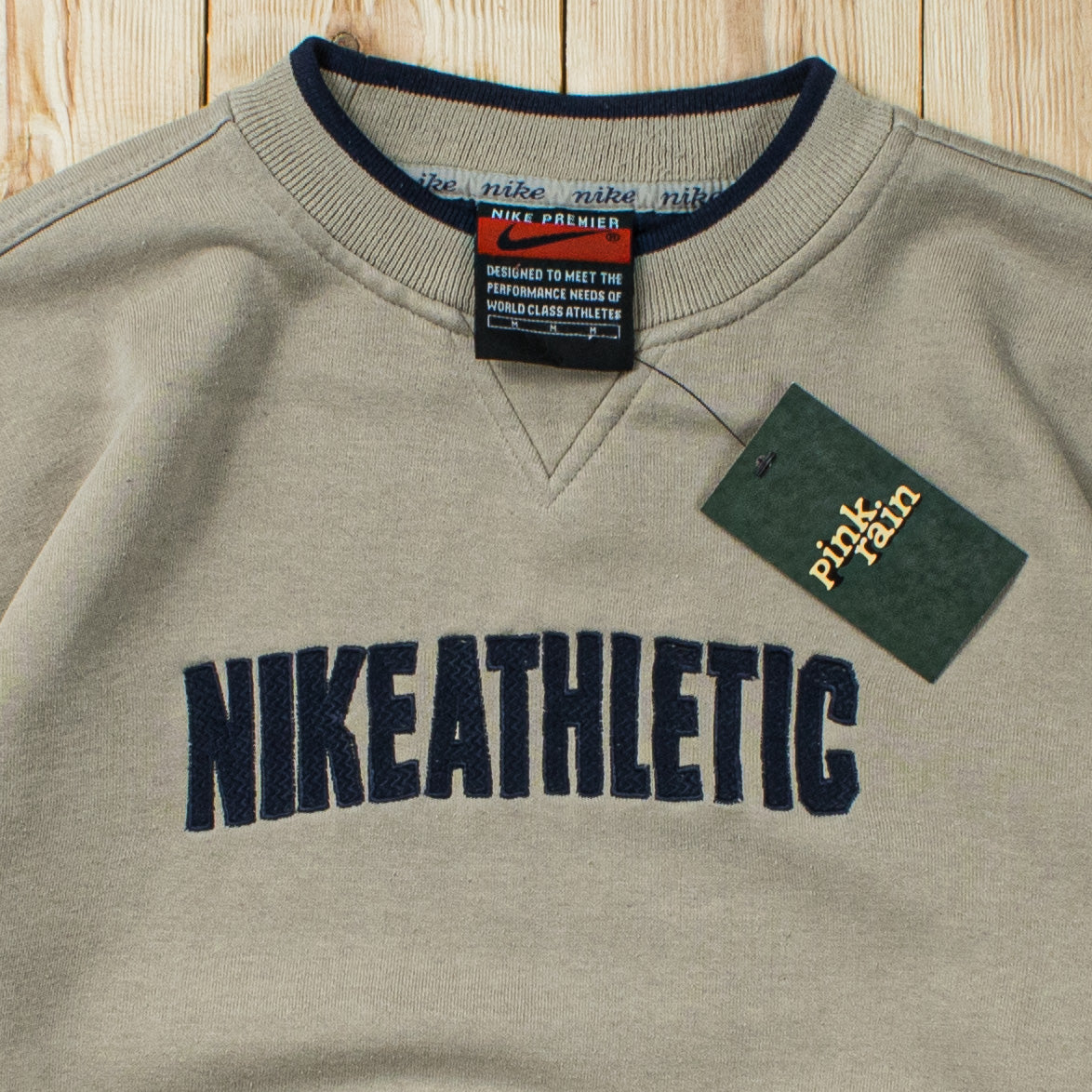 (S) Vintage Nike Athletic Embroidered Sweatshirt