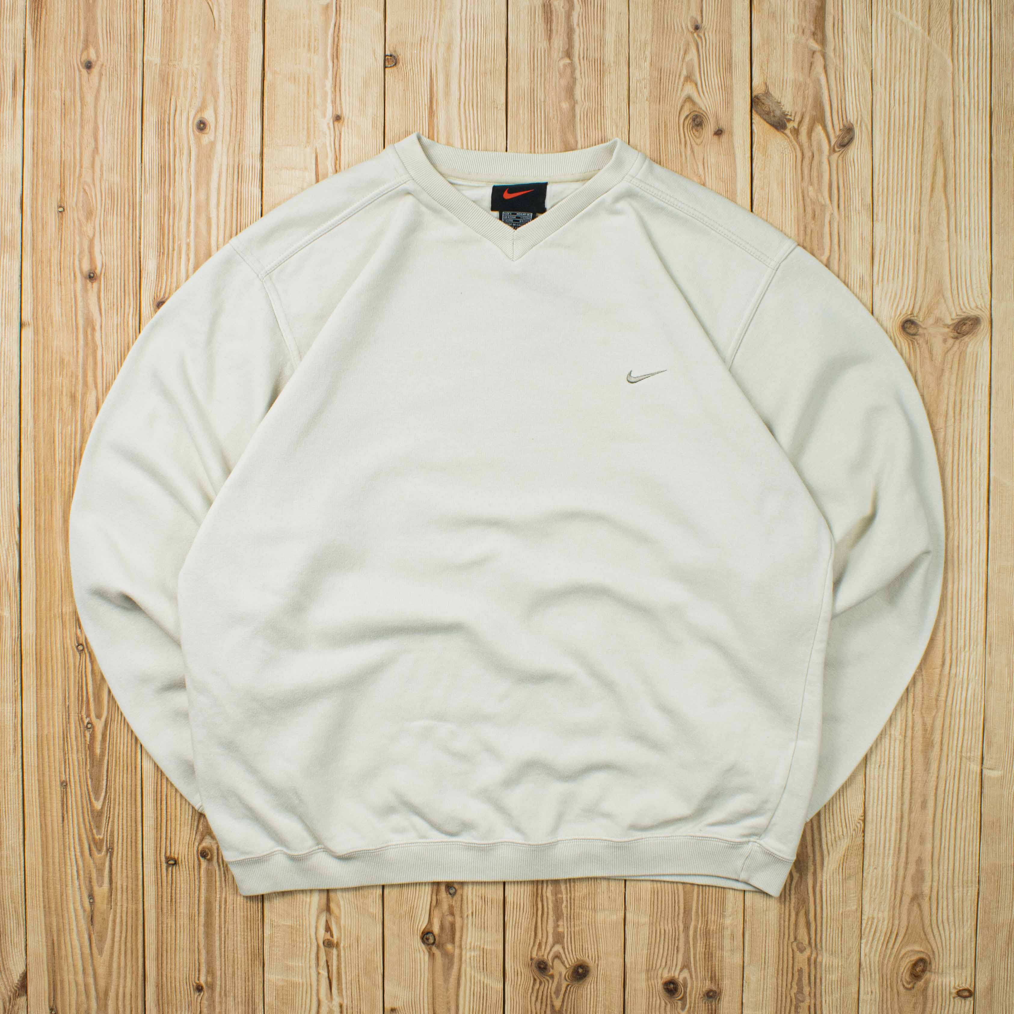 (M) Vintage Nike Essential Embroidered Sweatshirt