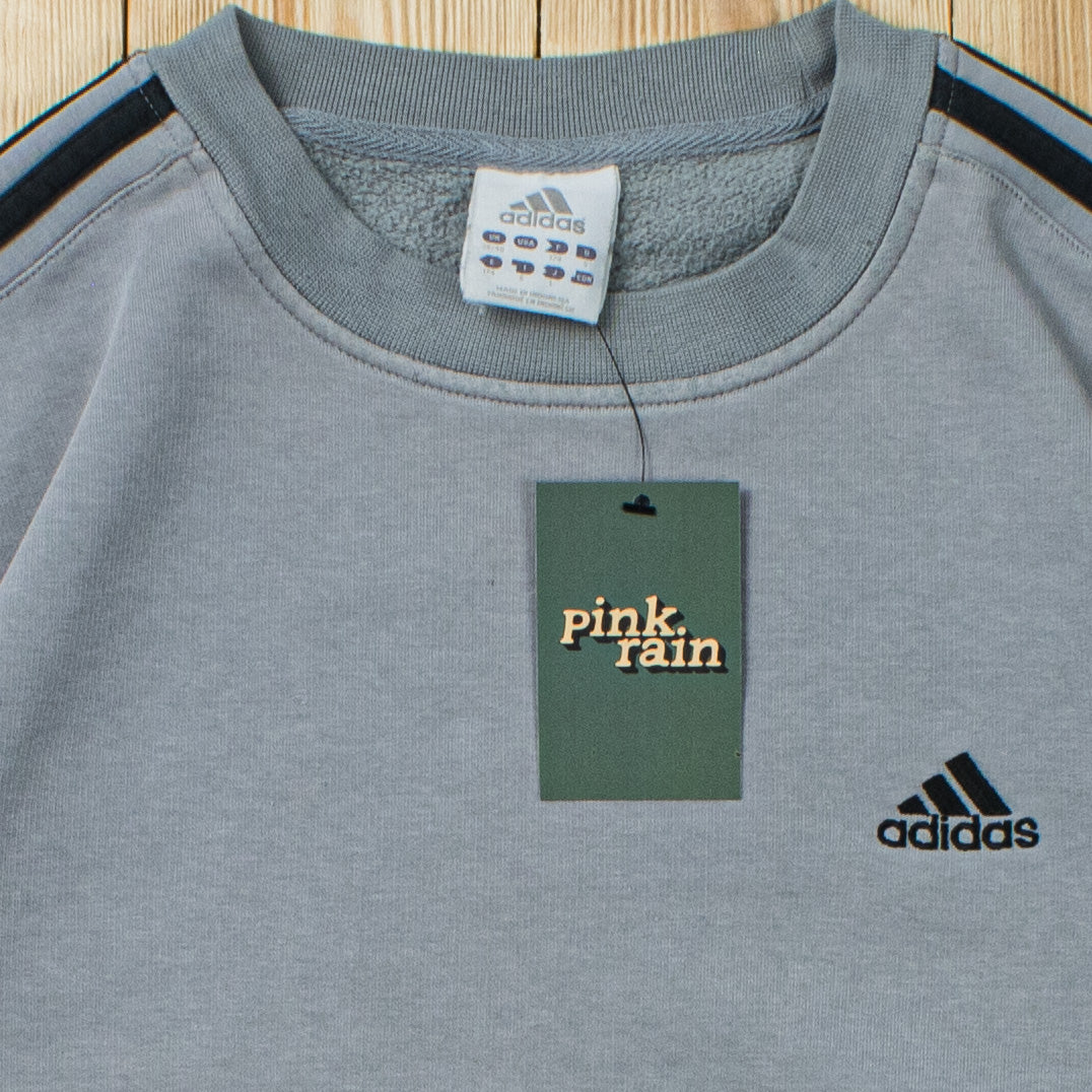 (M) Vintage Adidas Essential Embroidered Sweatshirt