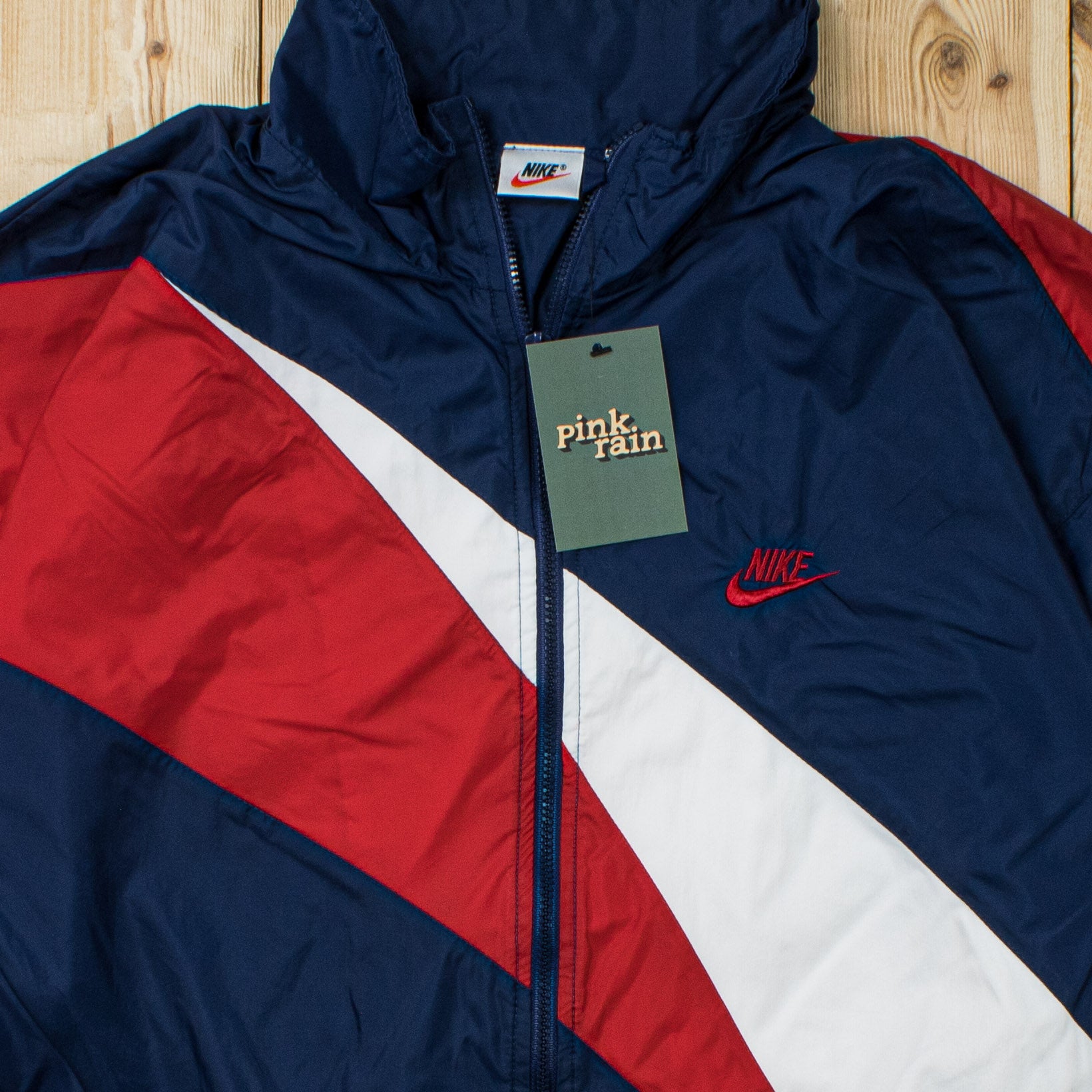 (L) Vintage Nike Embroidered Jacket