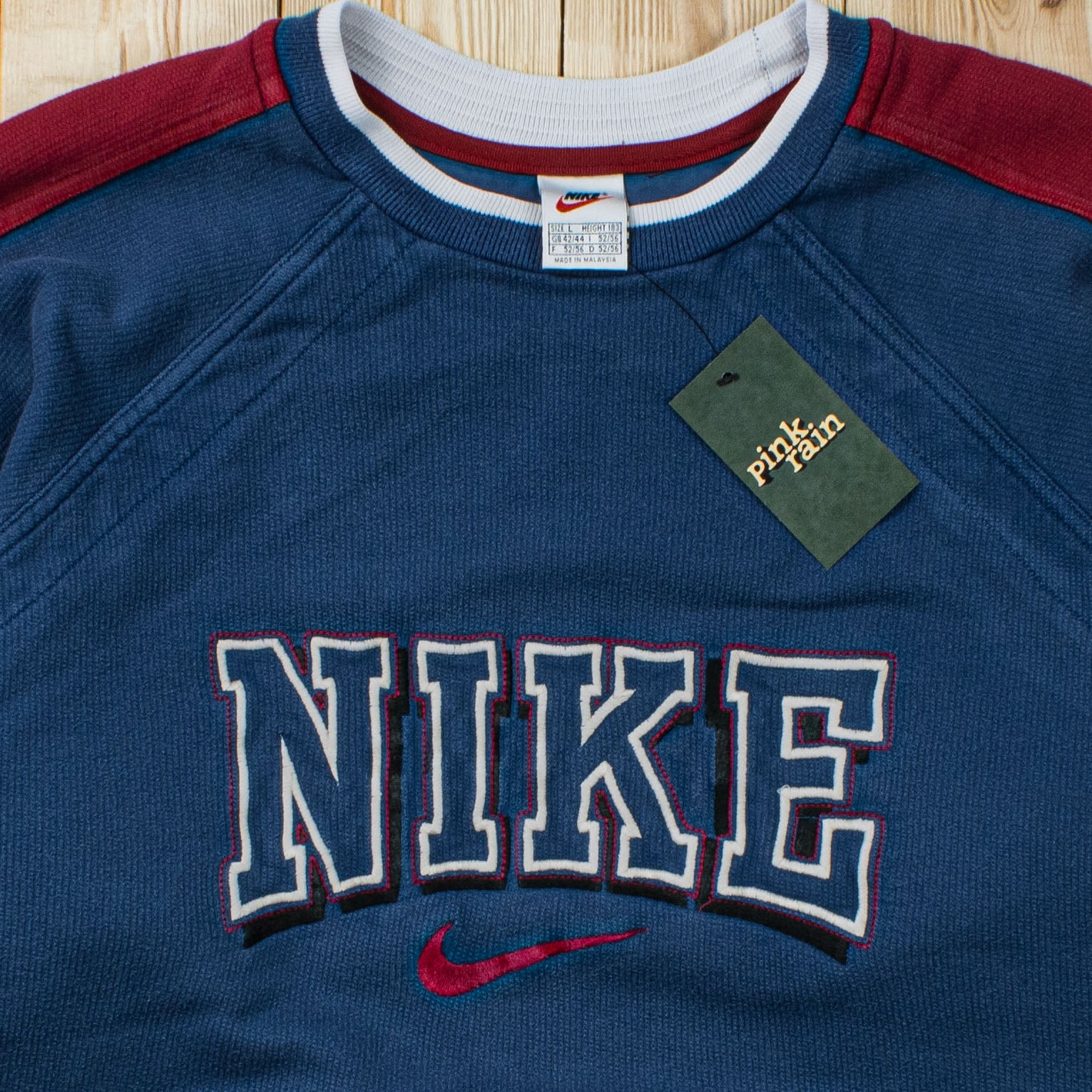(M) Vintage Nike Spell Out Embroidered Sweatshirt