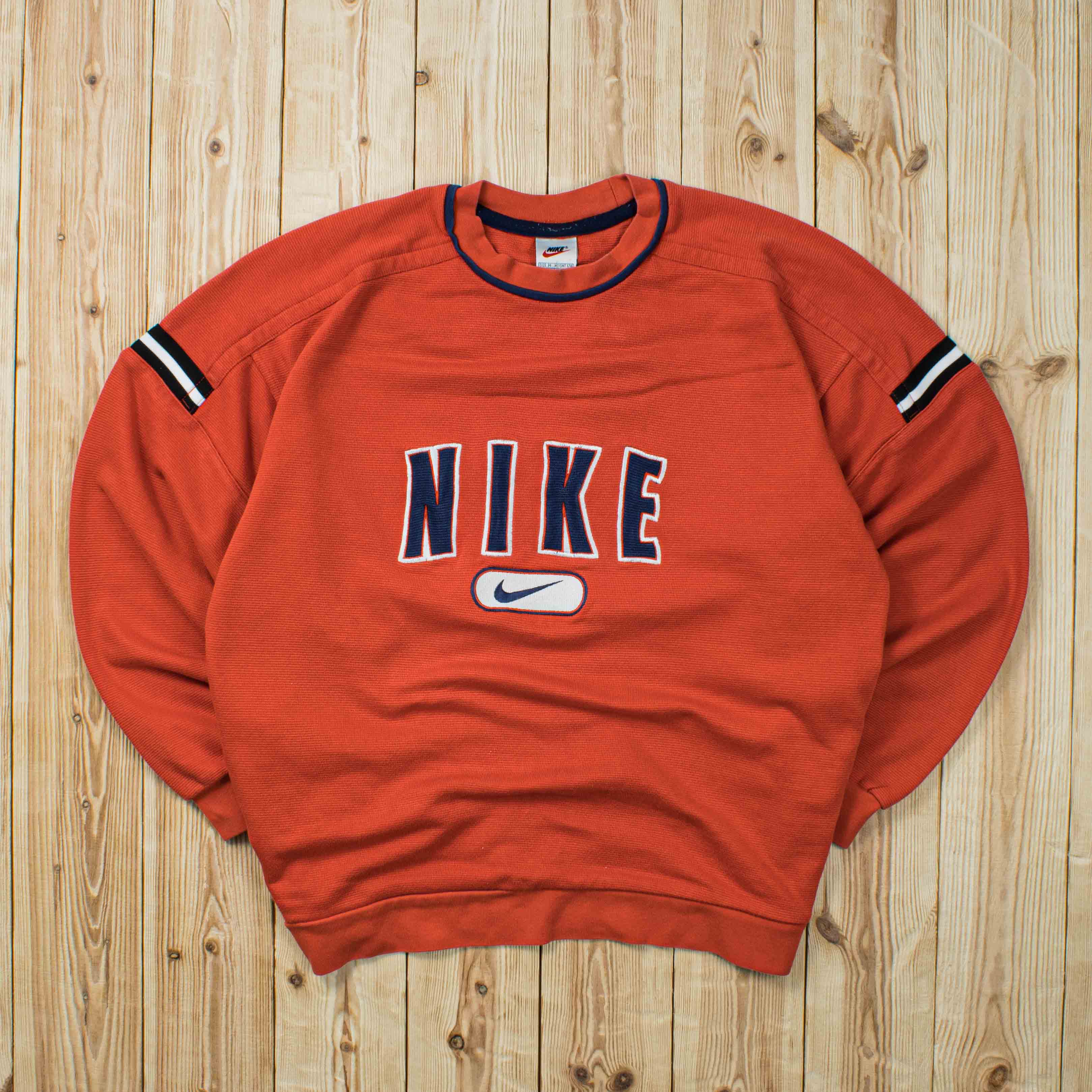(M) Vintage Nike Spell Out Embroidered Sweatshirt