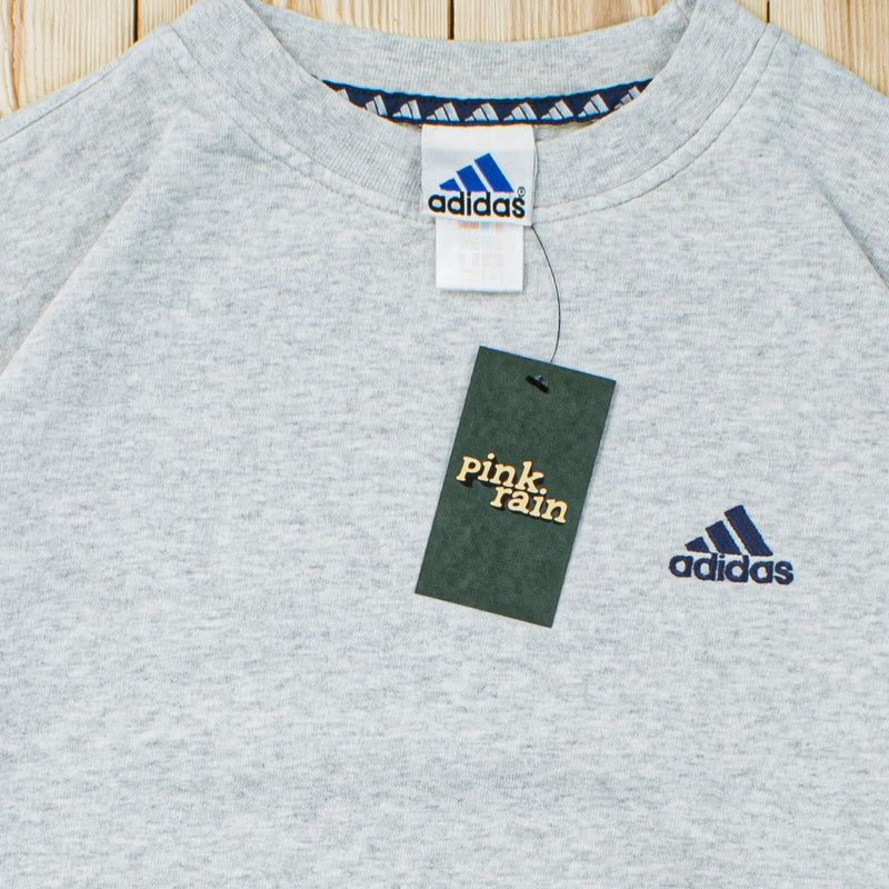 (M) Vintage Adidas Essential Embroidered Sweatshirt