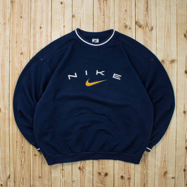 (XL) Vintage Nike Spell Out Embroidered Sweatshirt