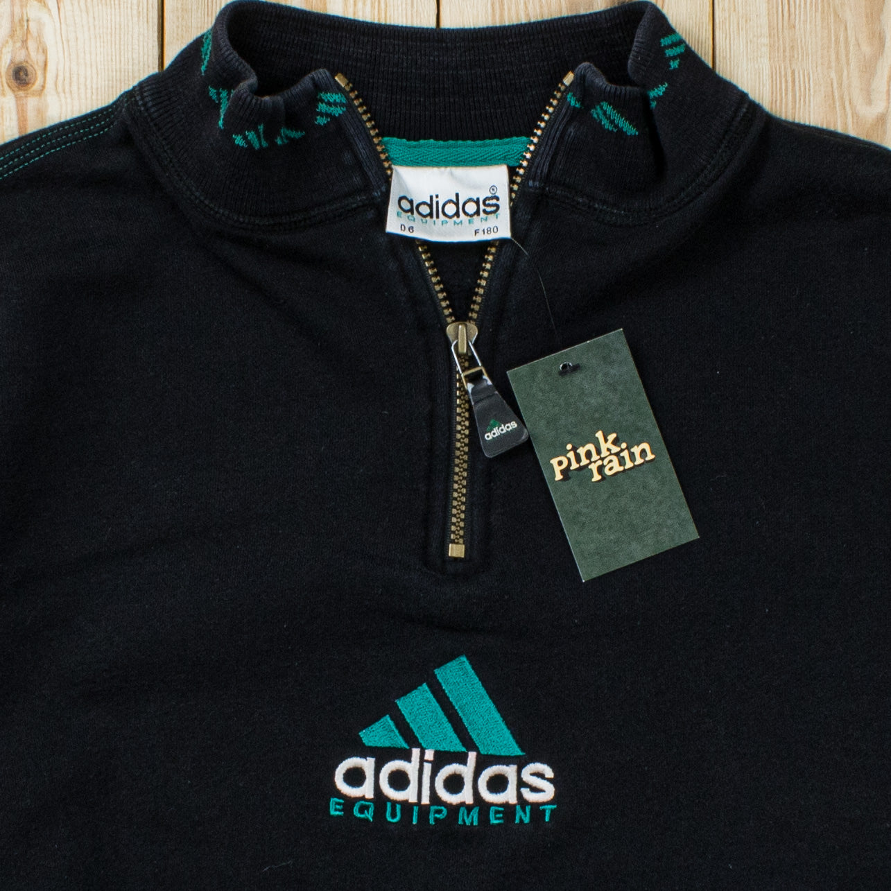 (M) Vintage Adidas Equipment Embroidered Quarter-Zip Sweatshirt