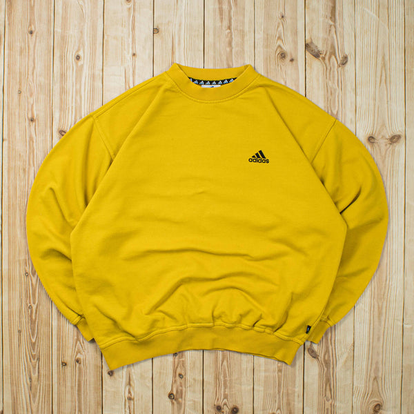 (M) Vintage Adidas Essential Embroidered Sweatshirt