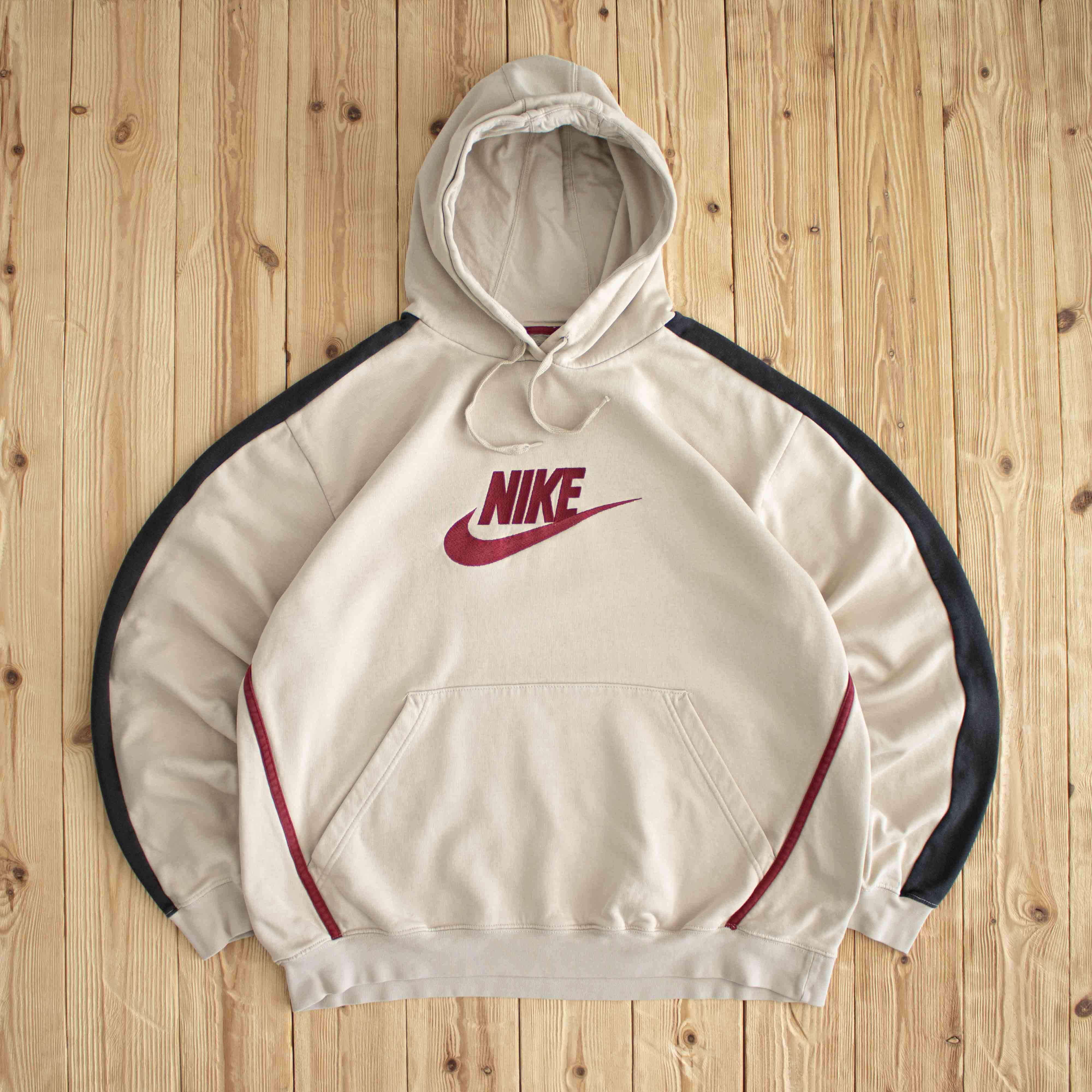(L) Nike Spell Out Vintage Embroidered Hoodie Beige