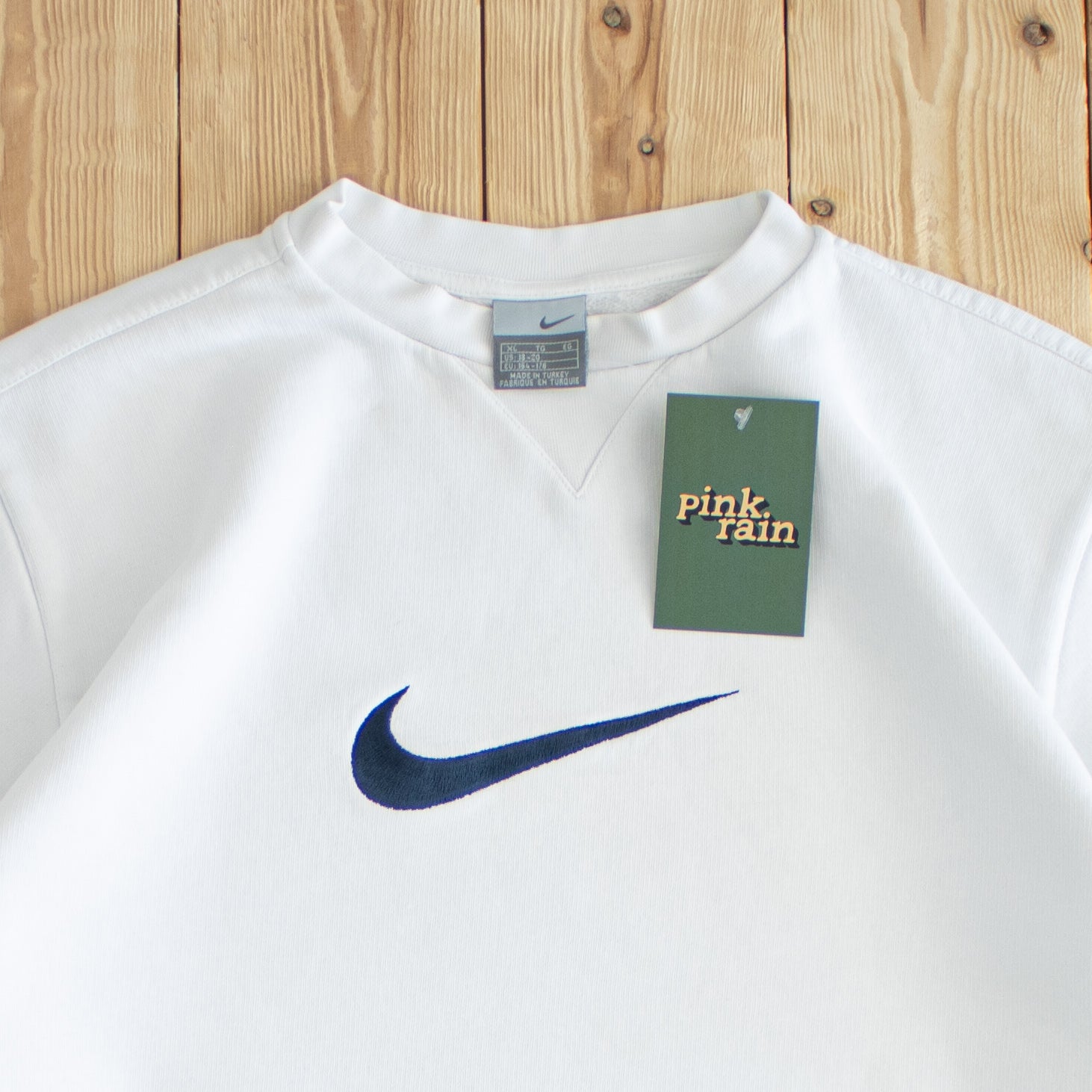 (S) Nike Swoosh Vintage Embroidered Sweatshirt White