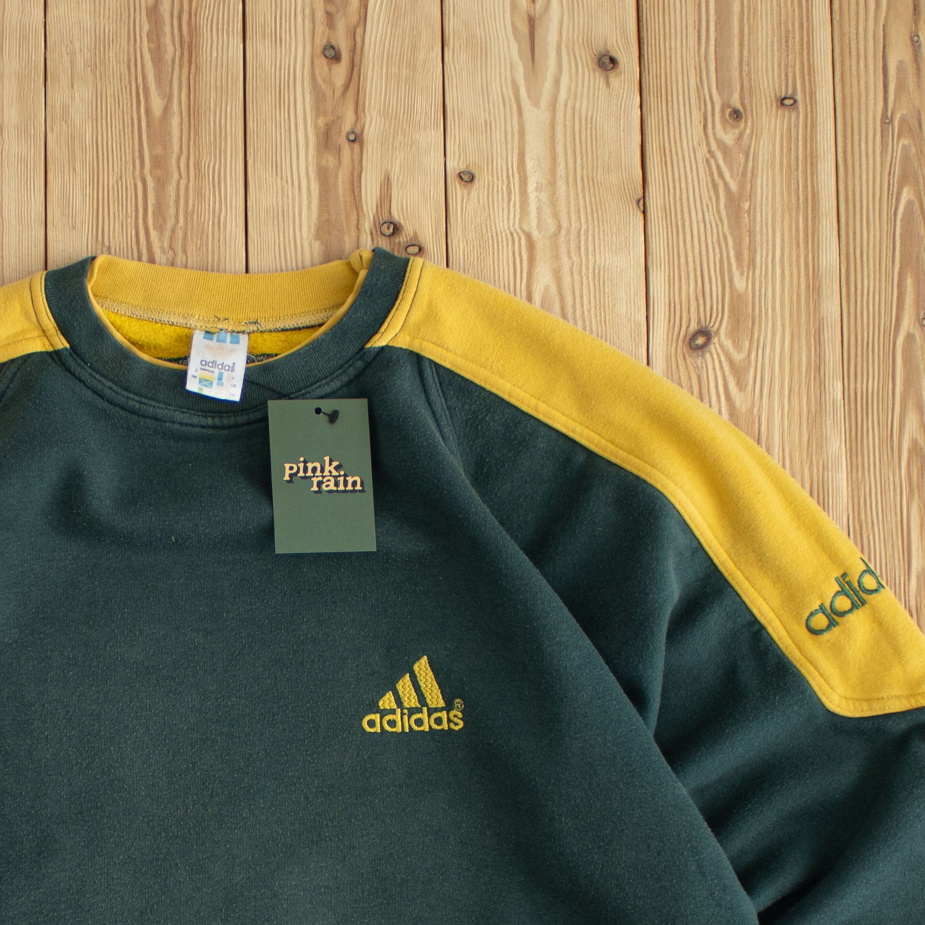 (M) Adidas Vintage Essential Embroidered Sweatshirt Green