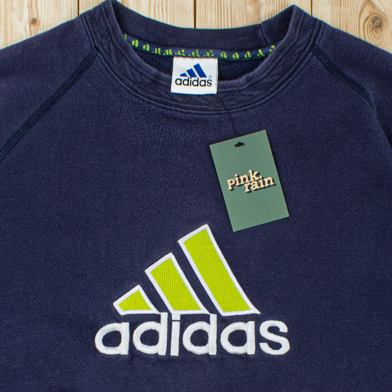 (L) Vintage Adidas Embroidered Sweatshirt