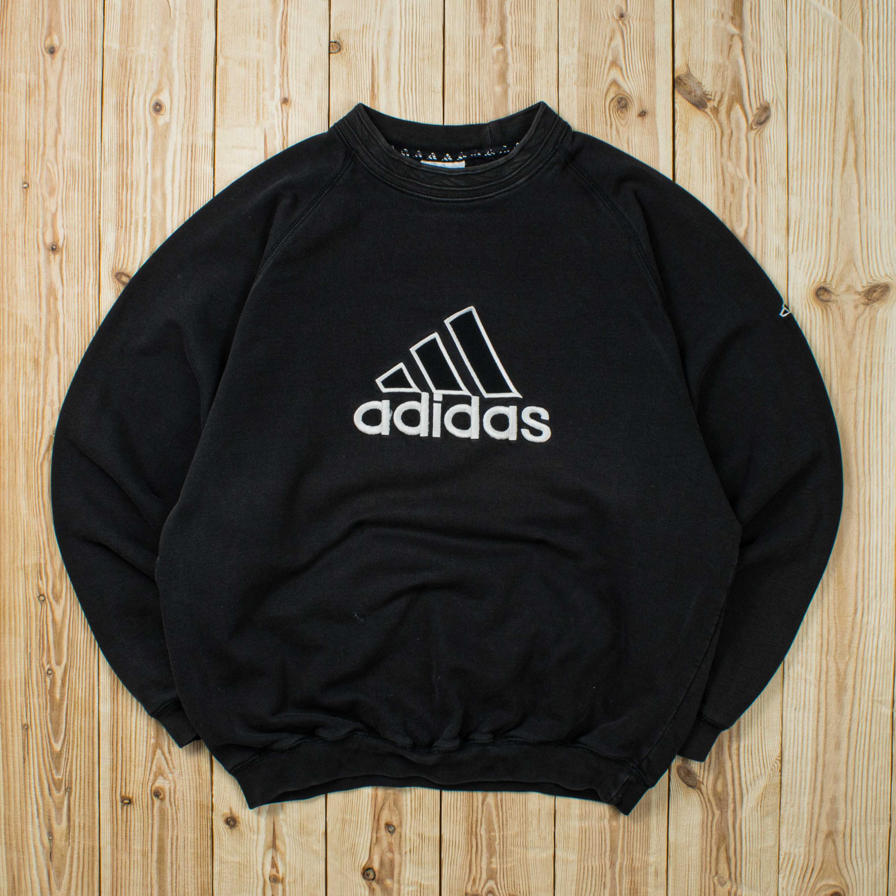 (M) Vintage Adidas Embroidered Sweatshirt