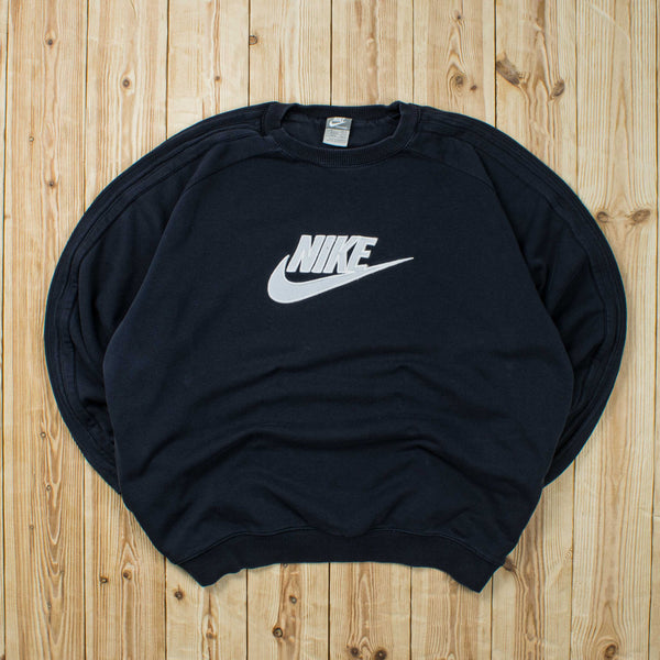 (L) Vintage Nike Spell Out Embroidered Sweatshirt