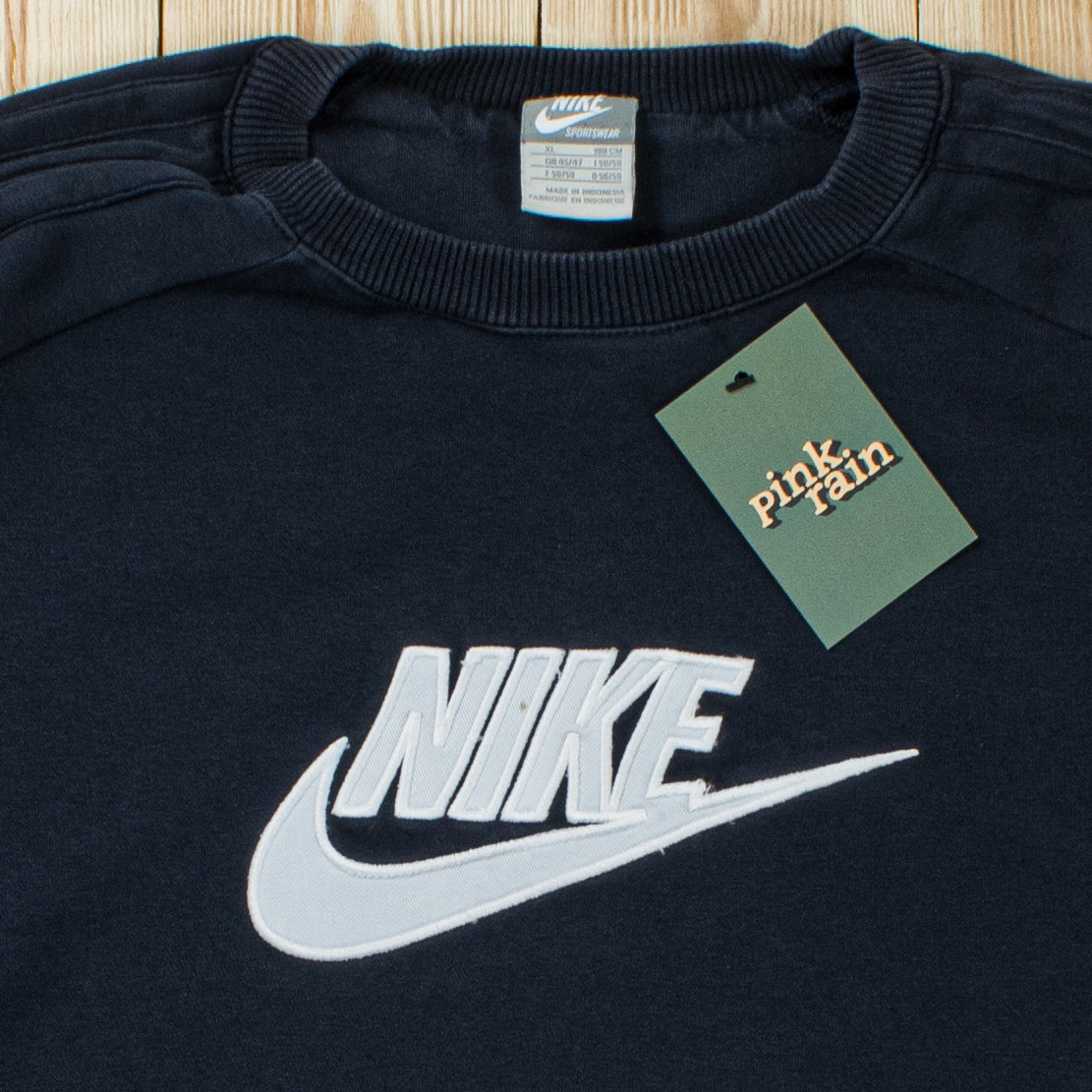 (L) Vintage Nike Spell Out Embroidered Sweatshirt