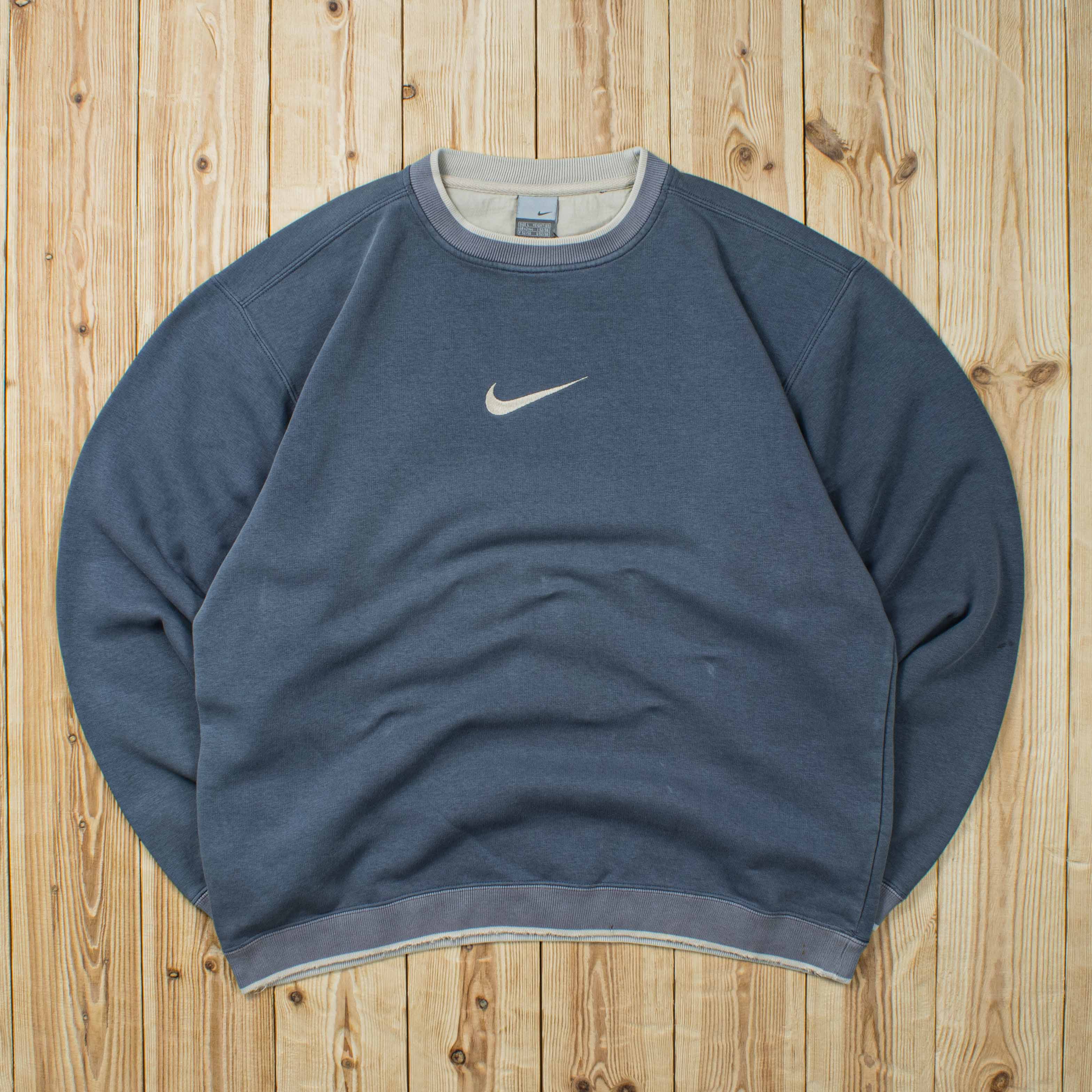 (L) Vintage Nike Swoosh Embroidered Sweatshirt