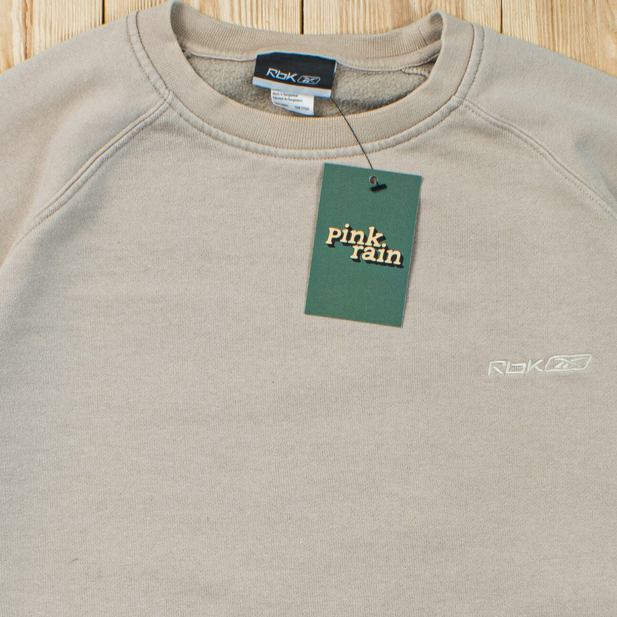 (L) Vintage Reebok Essential Embroidered Sweatshirt