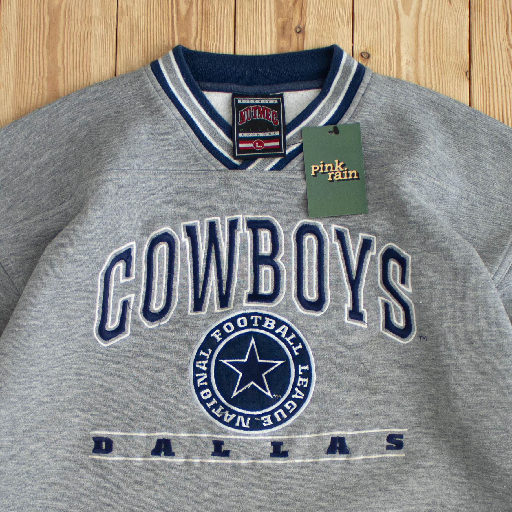 (M/L) Nutmeg Dallas Cowboys NFL Vintage Embroidered Sweatshirt Gray
